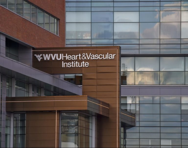 WVU Medicine World-First Robotic Heart Surgery 33