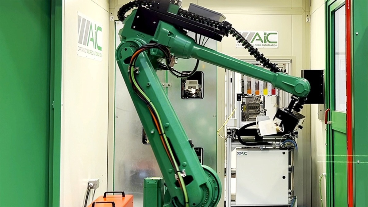 AIC has been awarded with two robotic islands for bundles tagging in the US 713