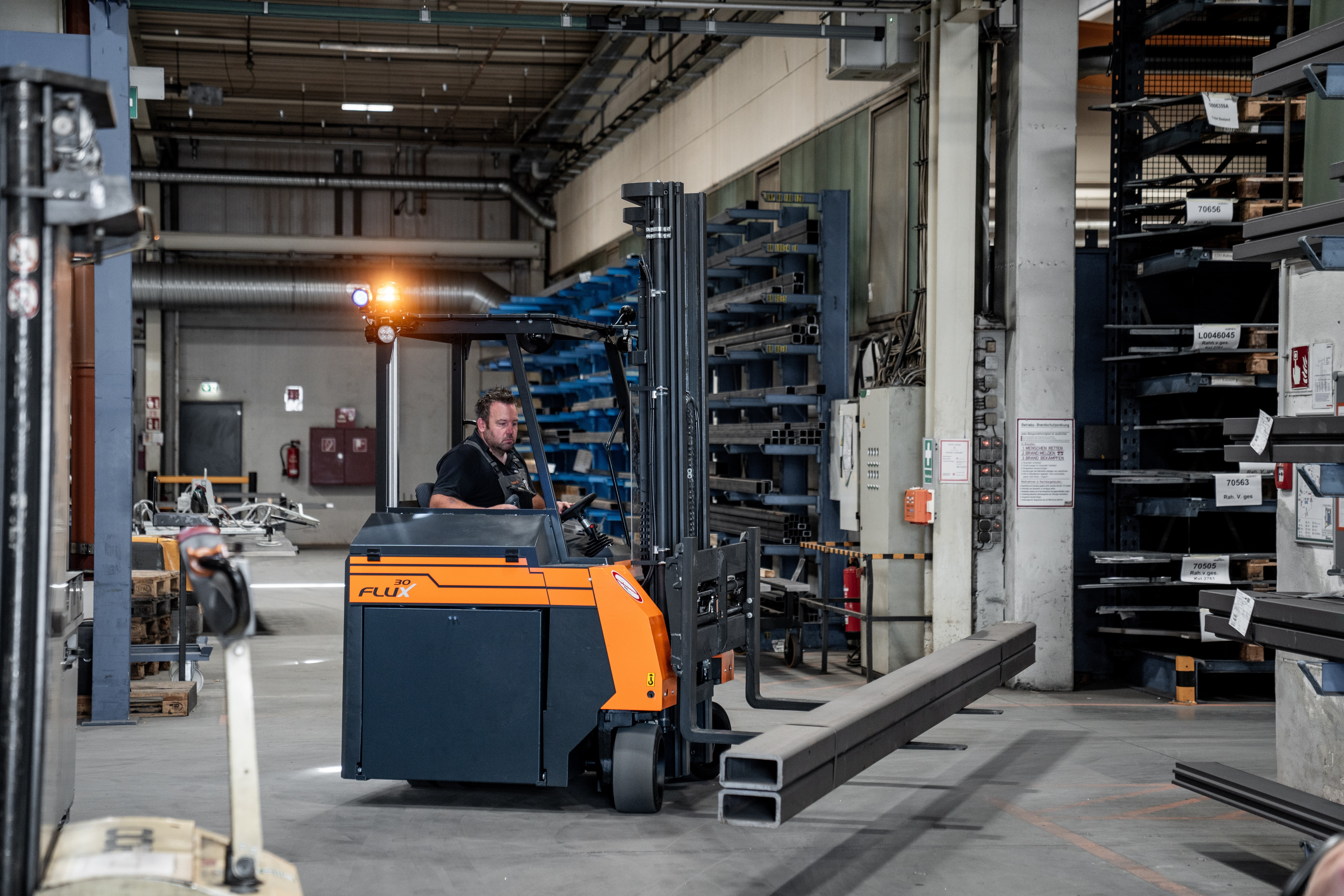 FLUX 2-in-1 Multidirectional Sideloader 843