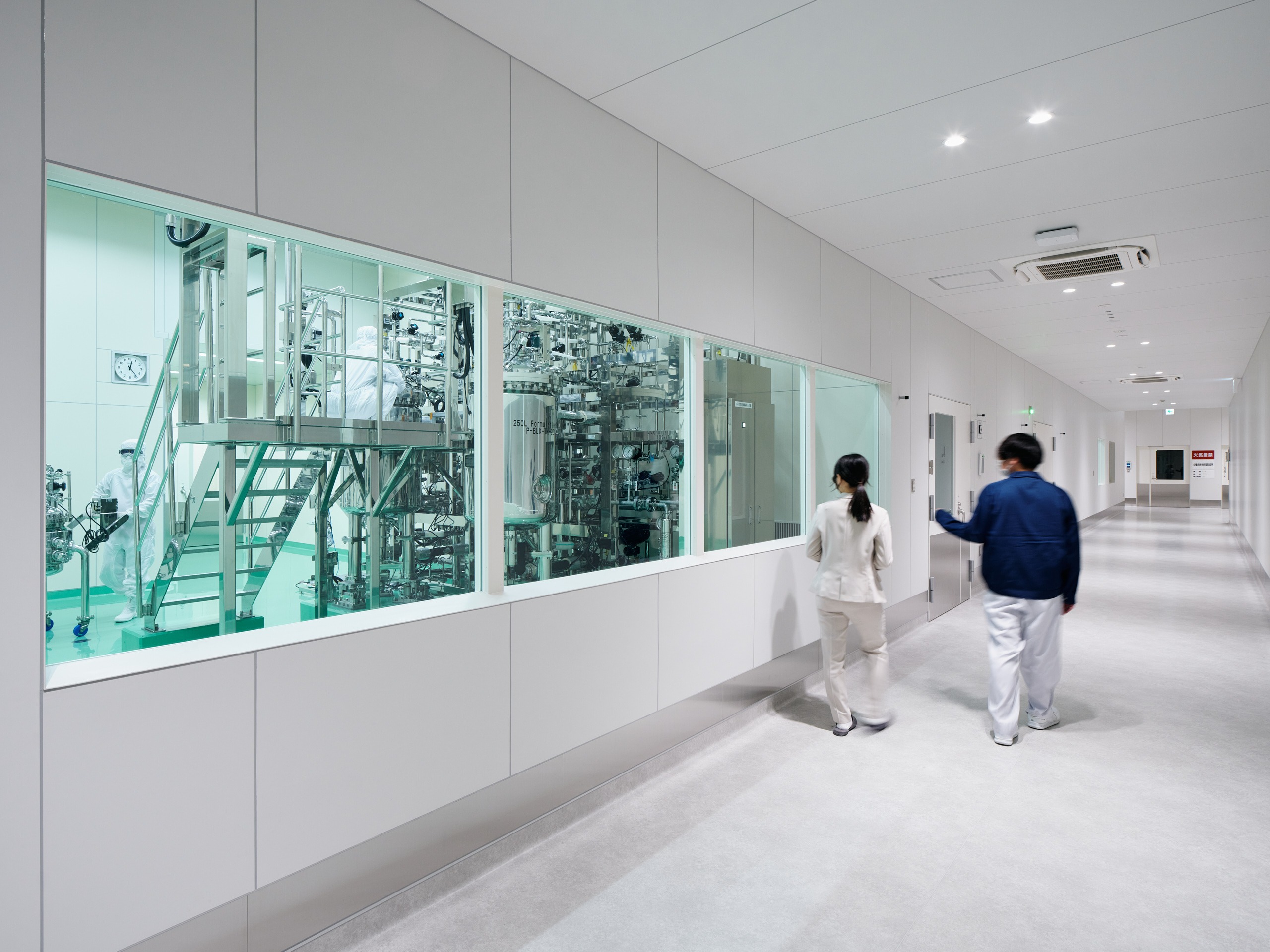 RNA–LNP Therapeutics：From Discovery to Commercial 104