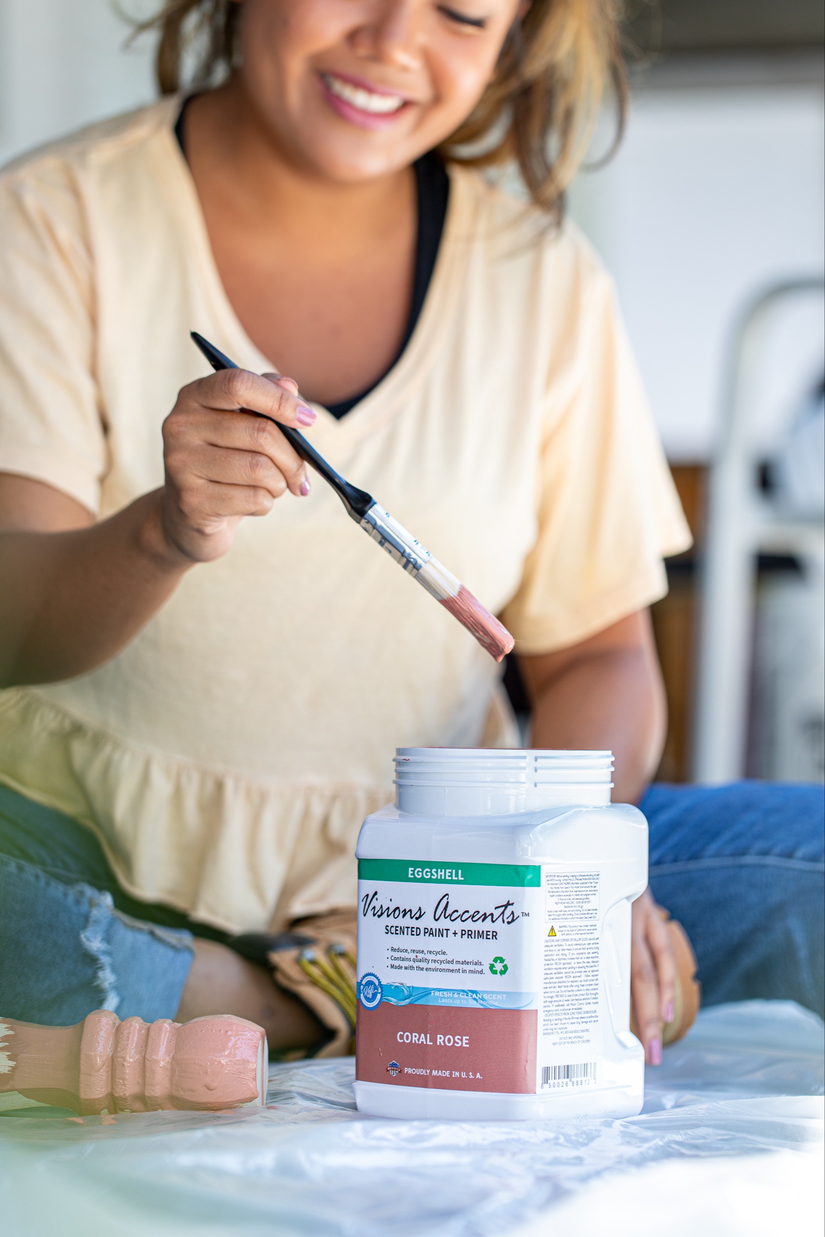 VISIONS ACCENTS™ PAINT+PRIMER WITH FRESH & CLEAN SCENT 482