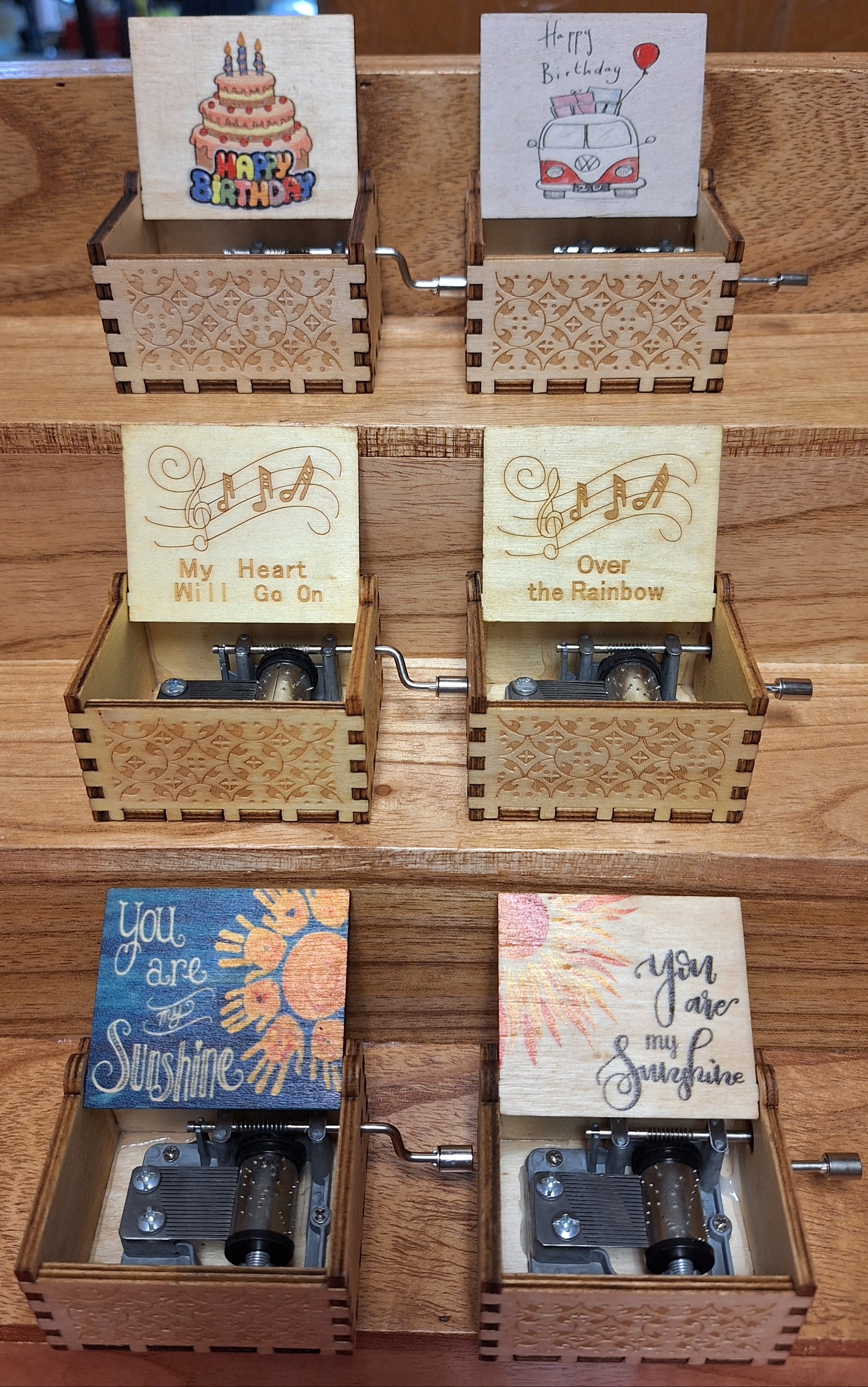 Music Boxes 904