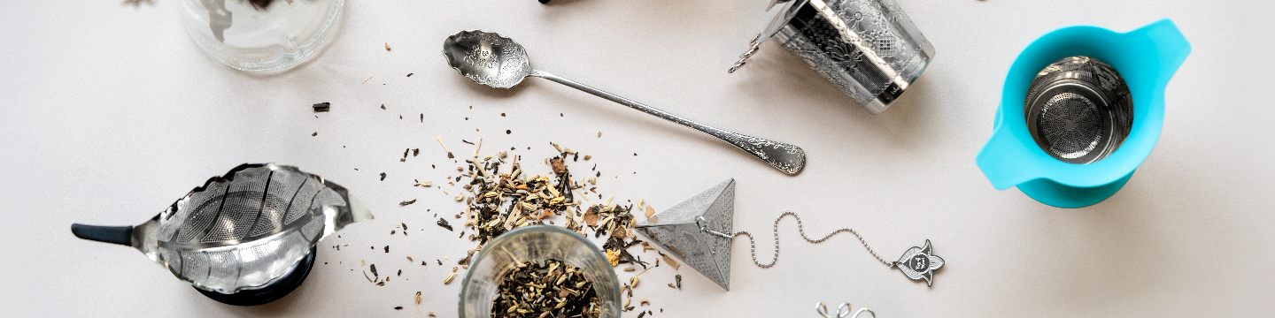 01LIVING LIMITED 221