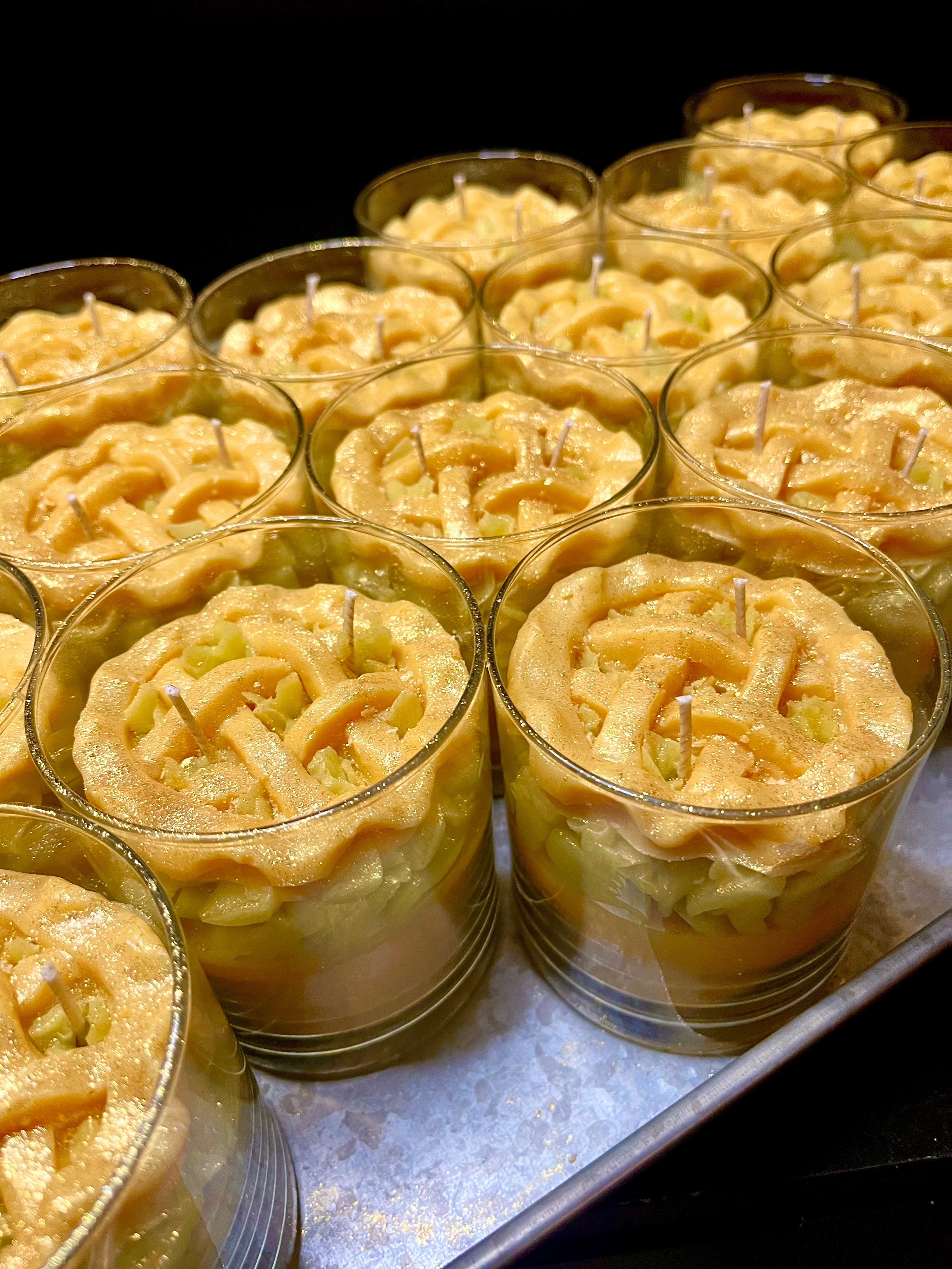 Apple Pie 10.5 oz candle 396