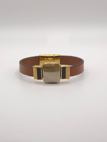 Classics by Cindy 252