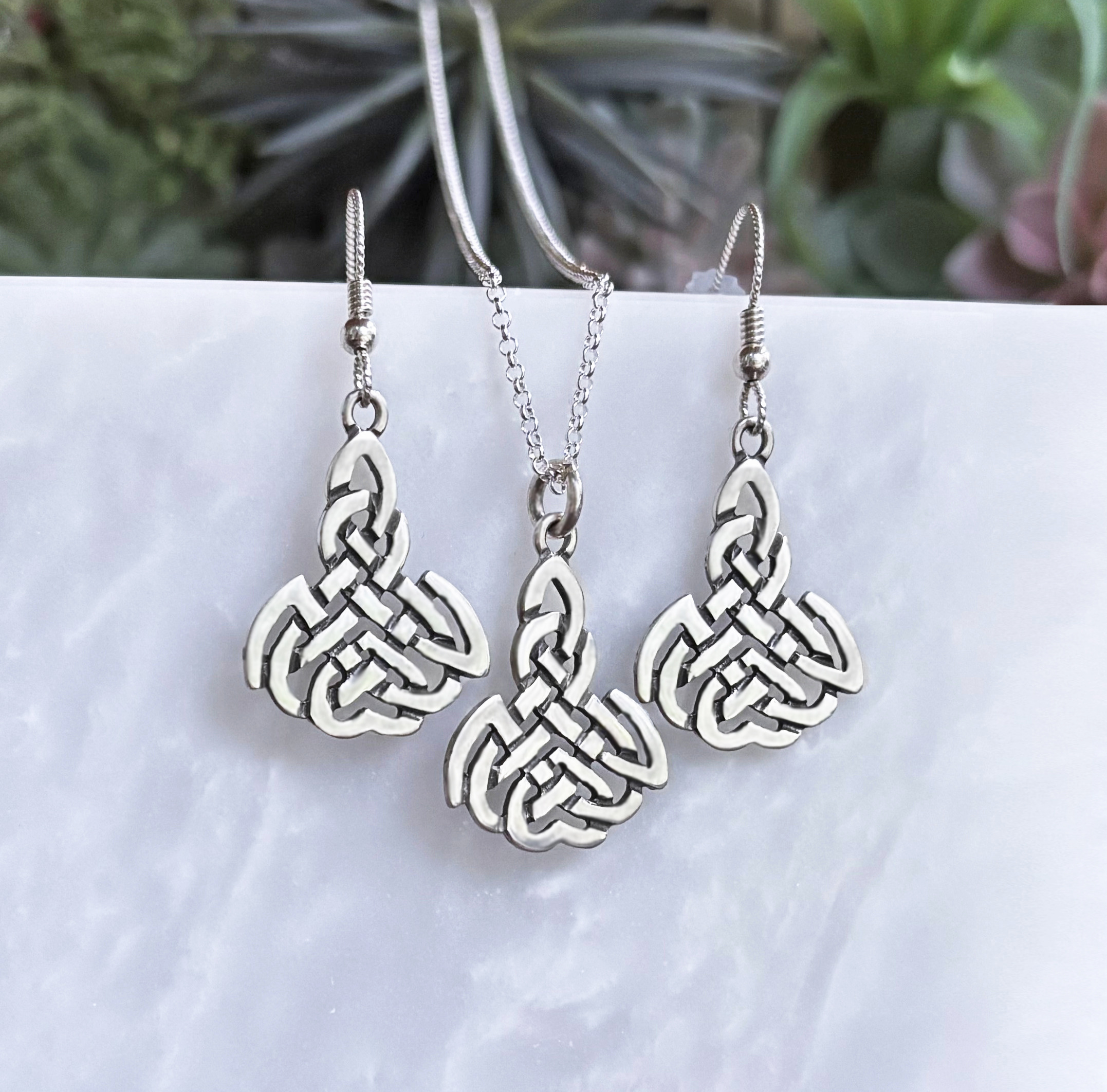 Radanta Knot Pendant & Earrings, sterling silver 234