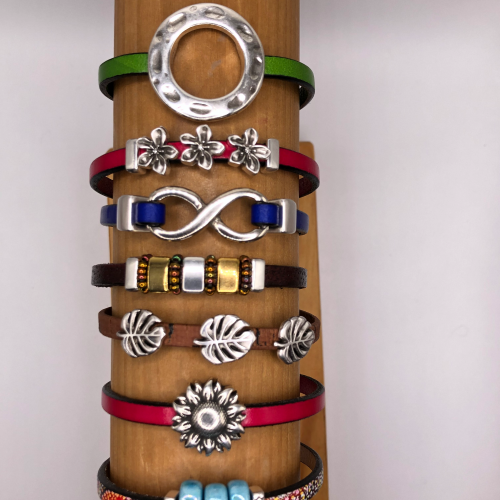 Classics by Cindy 68