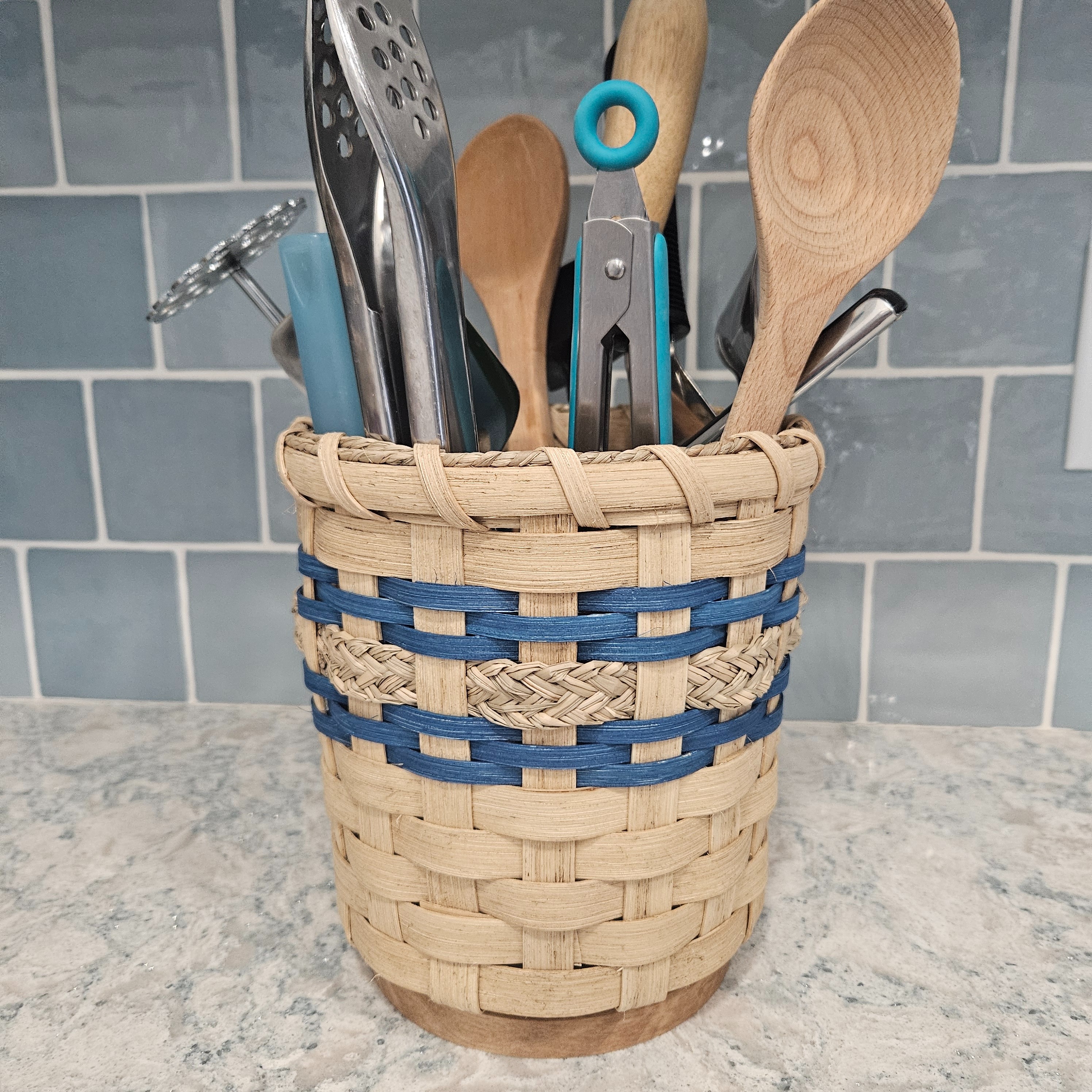 Lazy Susan Utensil Holder 182