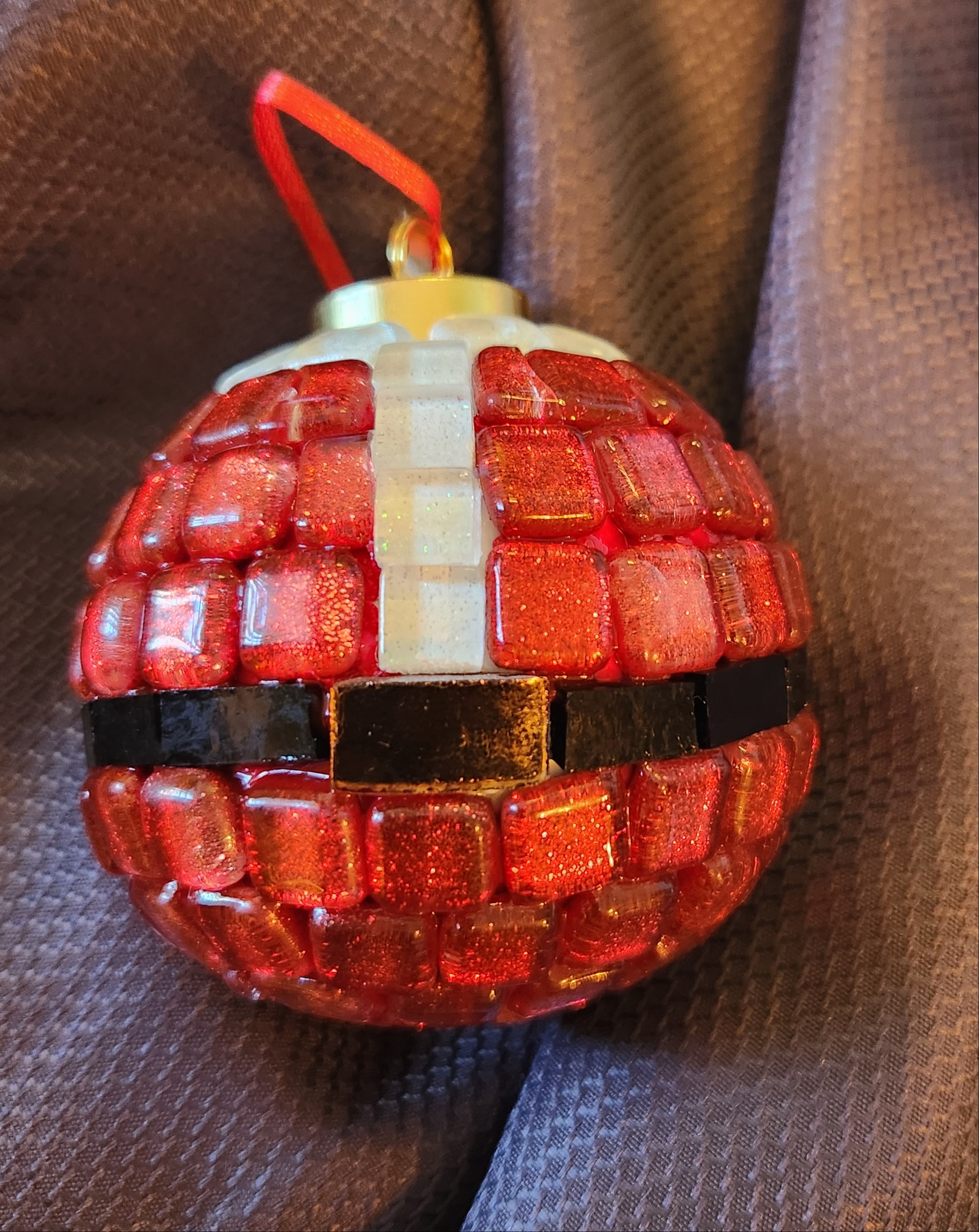 "Santa Suit" ornament 190