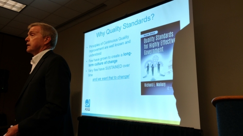 Discussing Quality Standards for Government