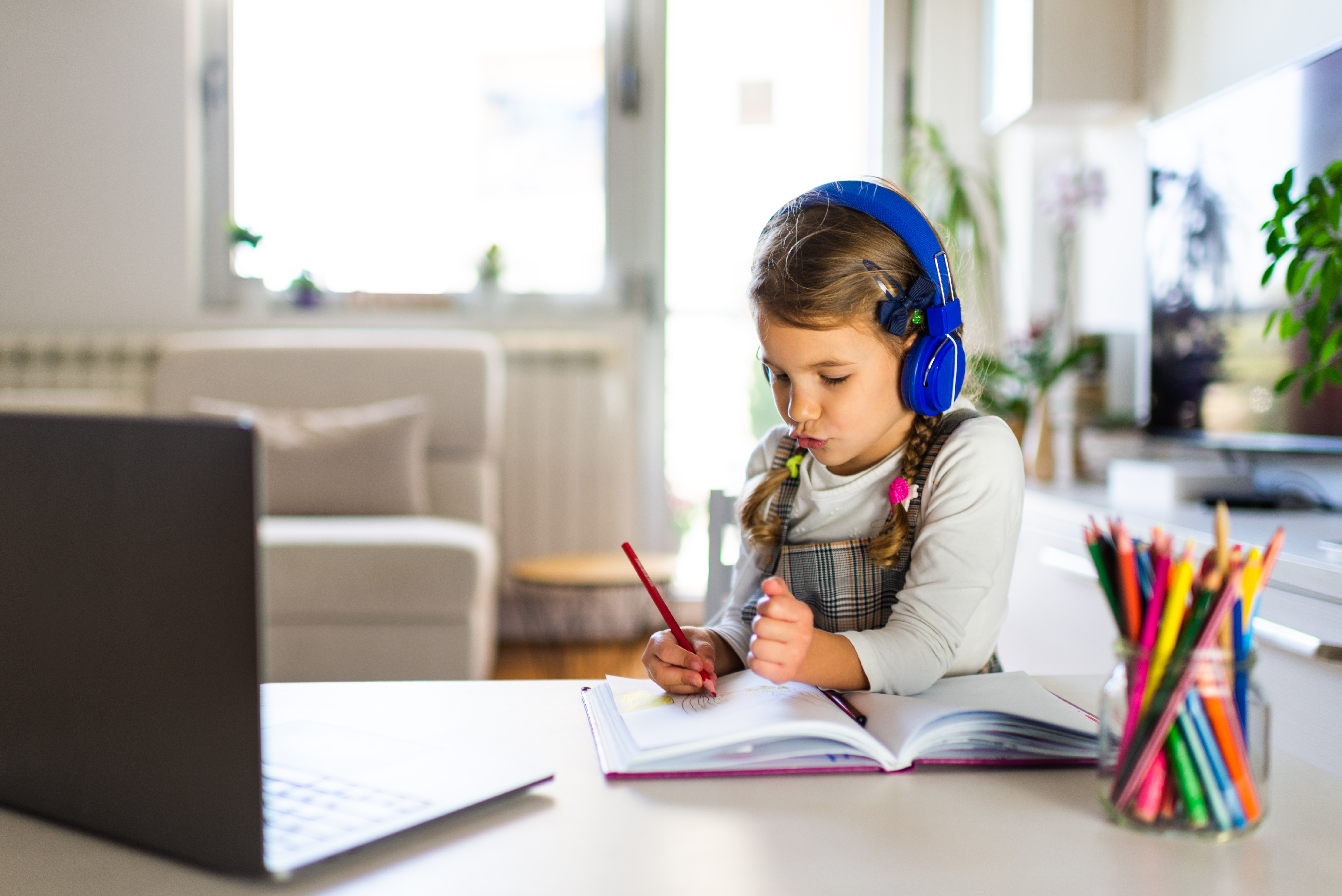 Supporting Striving Readers at Home PL 117