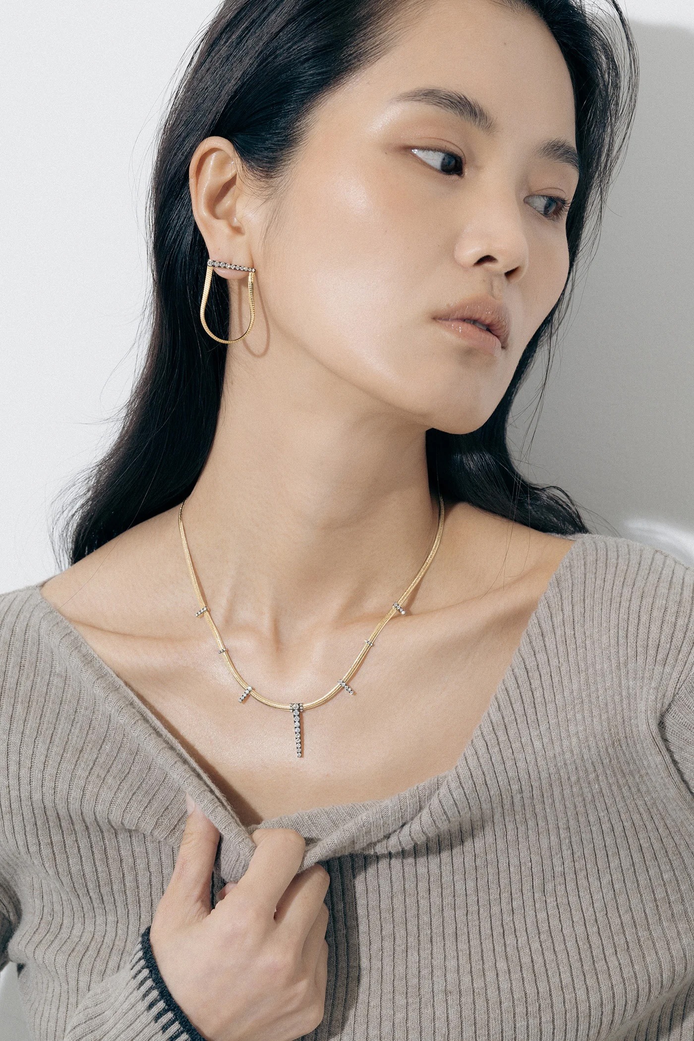 cleo-necklace-2.jpeg