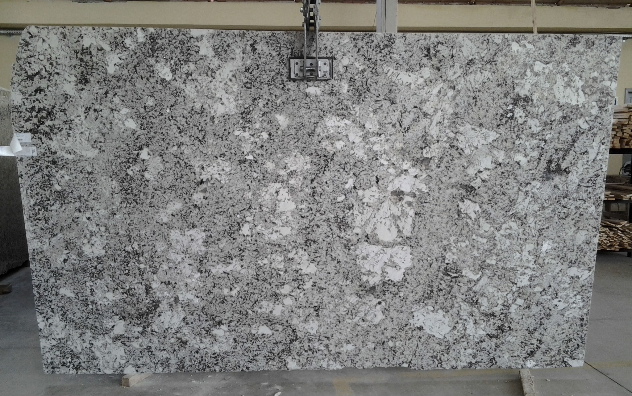 Antique White - OWN QUARRY 1163