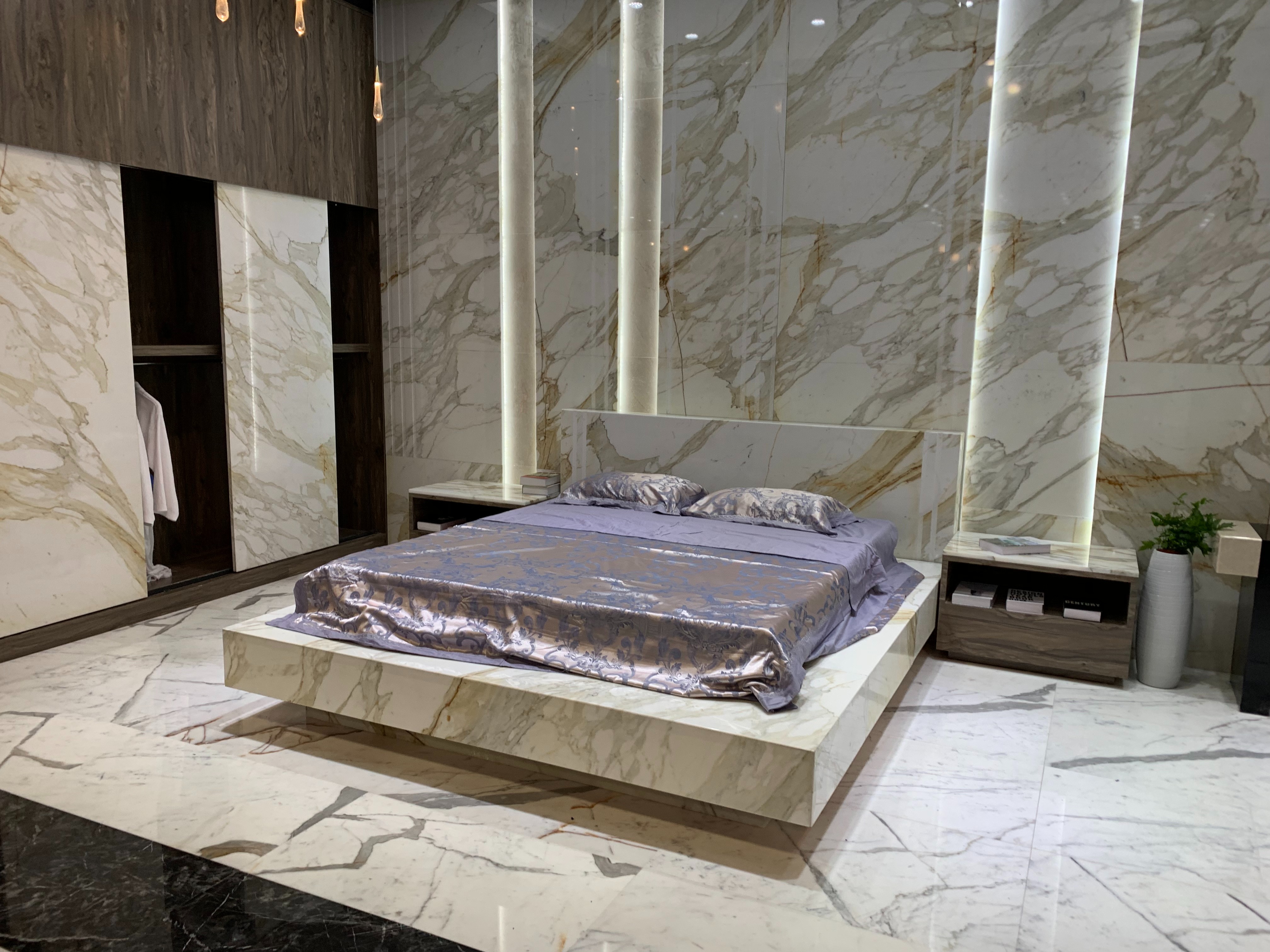 Calacatta Gold Marble Wall & Floor Tiles 351