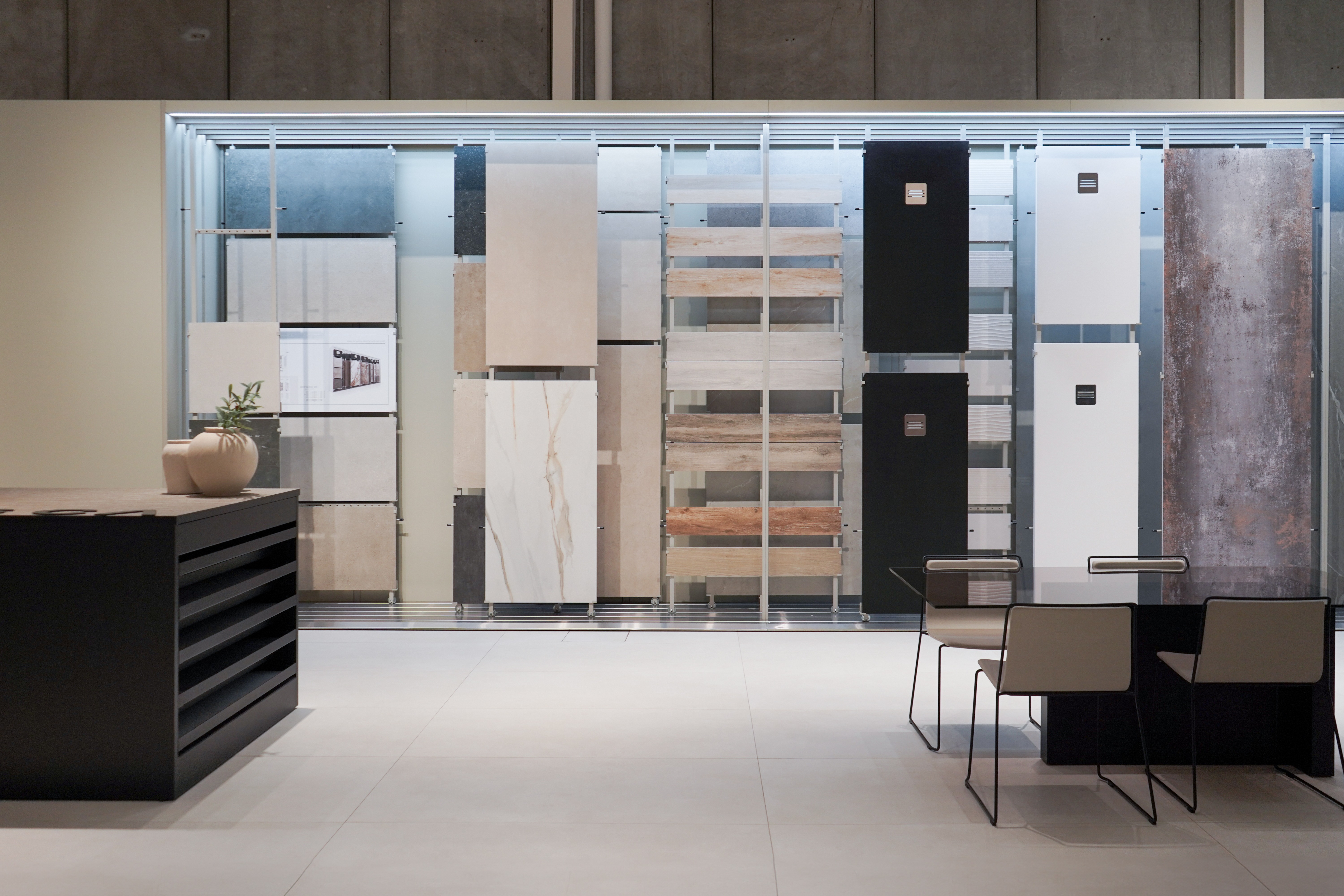 Multi Tiles by INSCA: Multi‑Format Tile Display 366