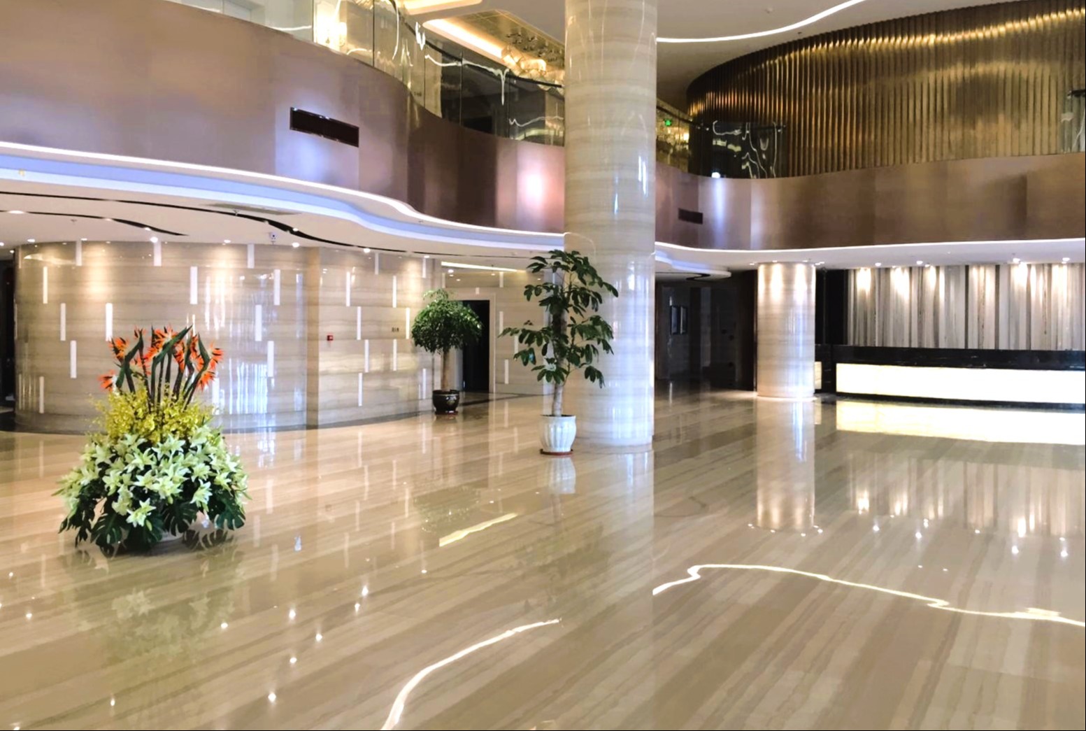 SPECIAL PROJECT WITH OUR SERPEGGIANTE MARBLE 814