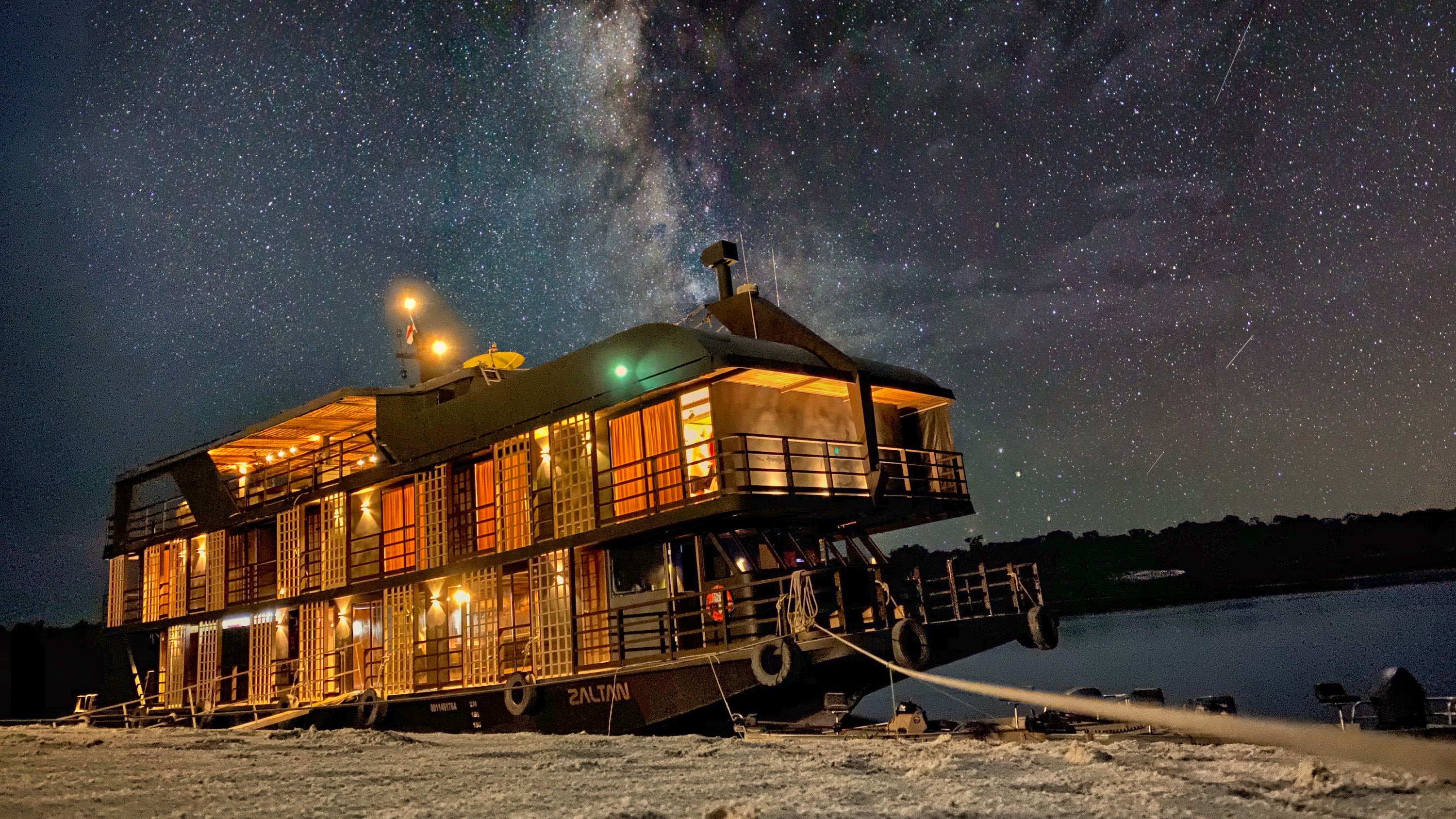 The Zaltan Mothership Experience 54