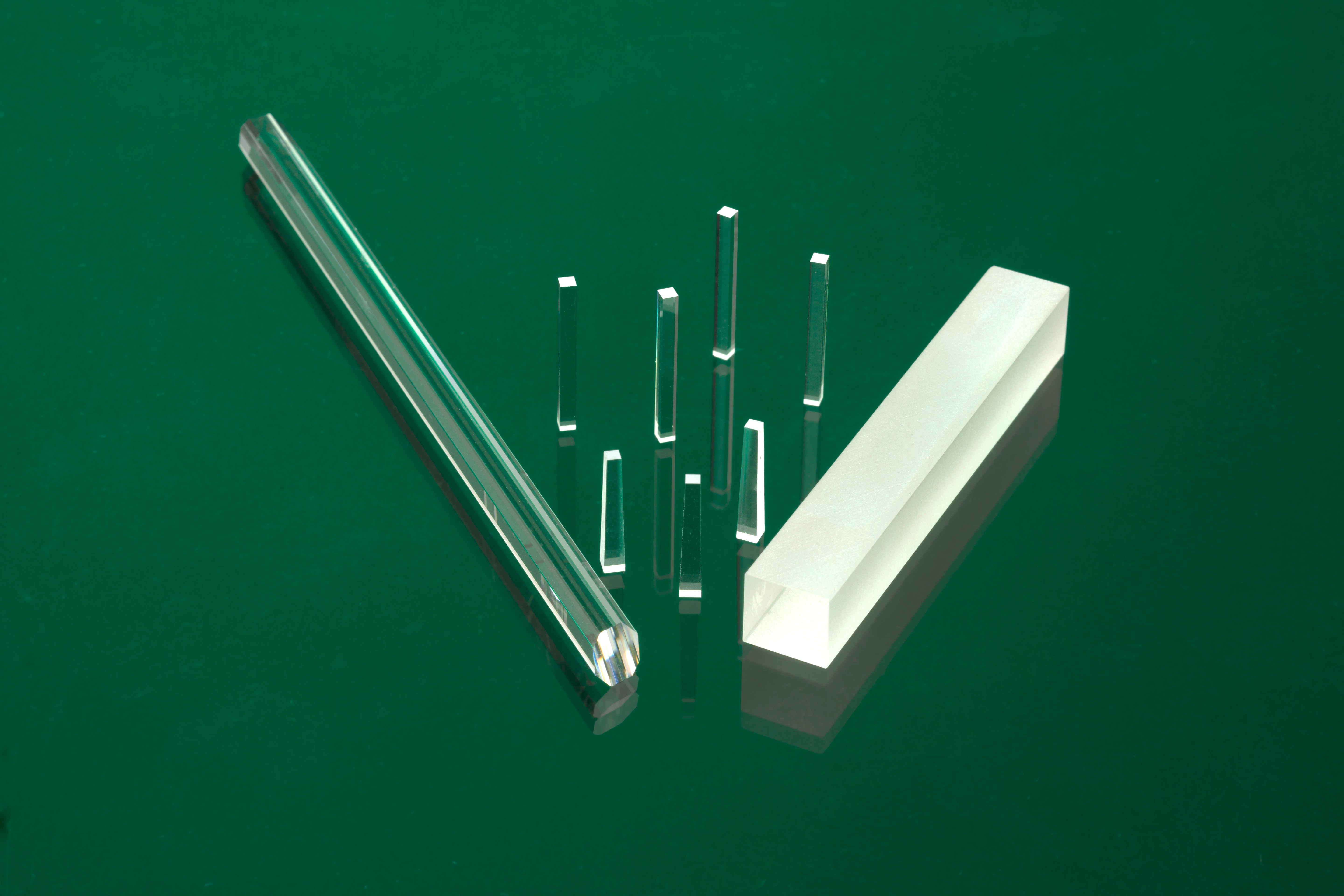 CUSTOM GLASS LIGHT PIPES AND HOMOGENIZERS 42