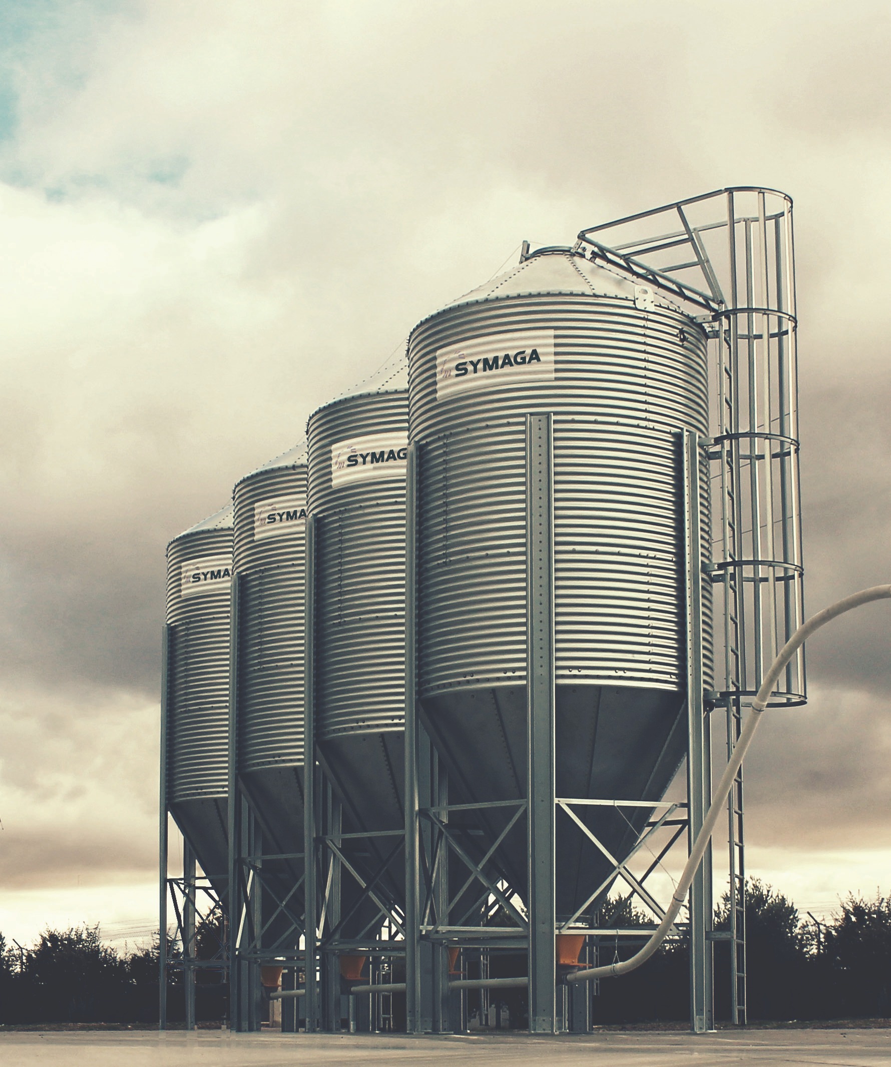 Feed Silos 222