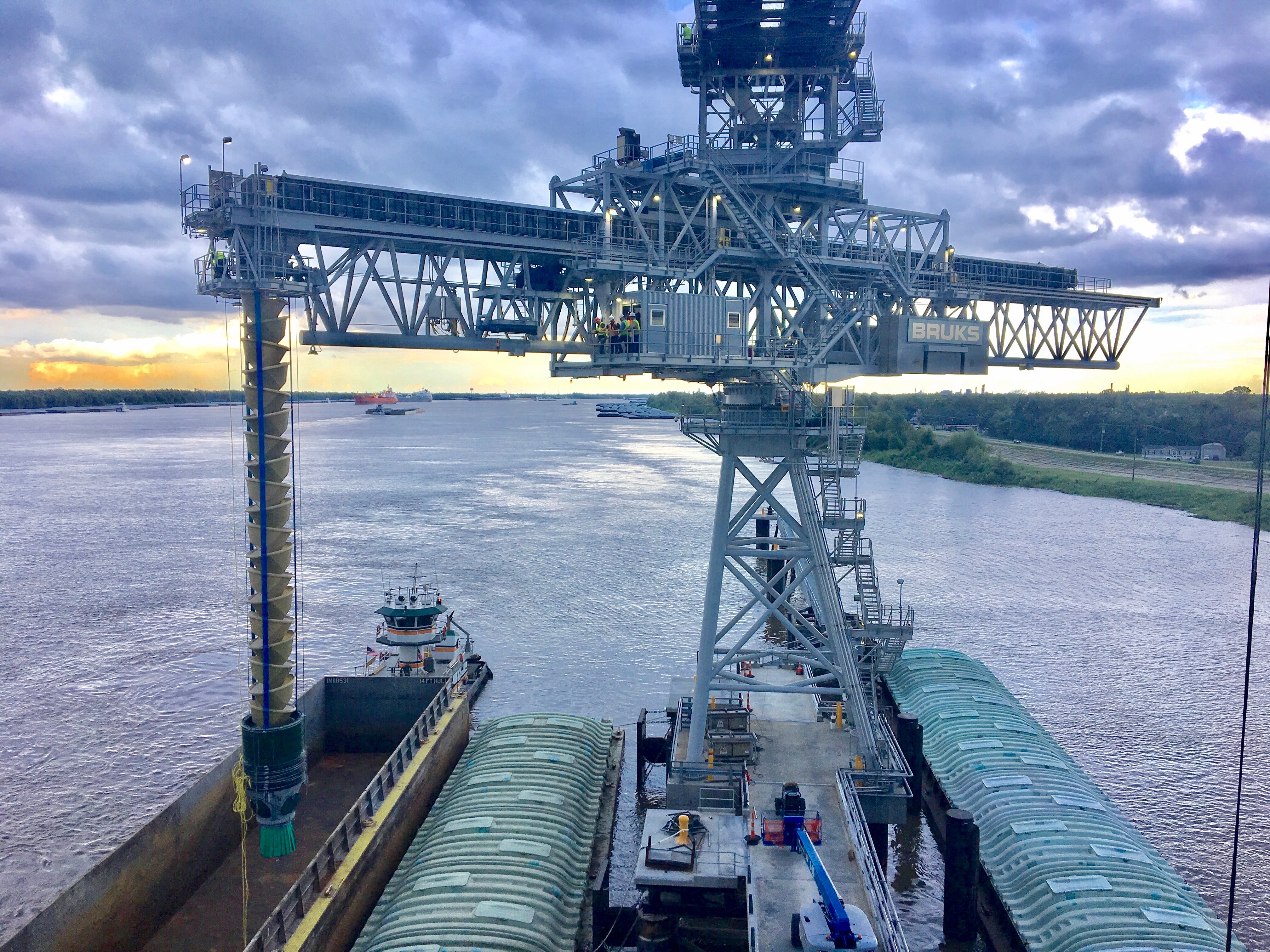 Bruks Siwertell Grain-Handling Equipment 415