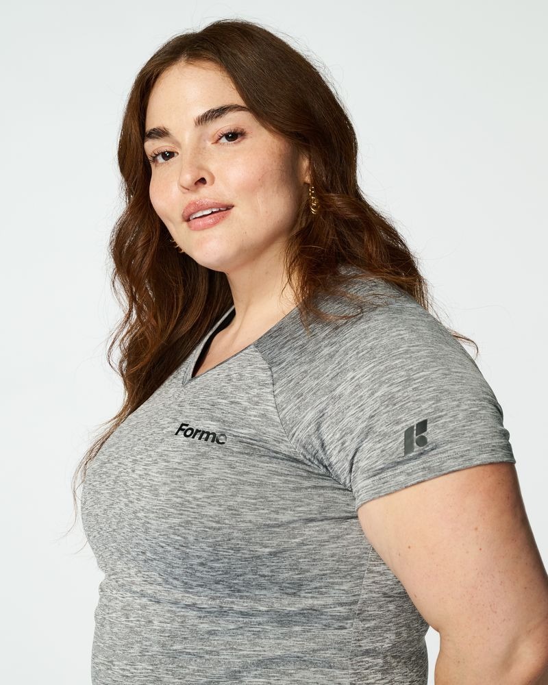 Forme Ace V-Neck 124