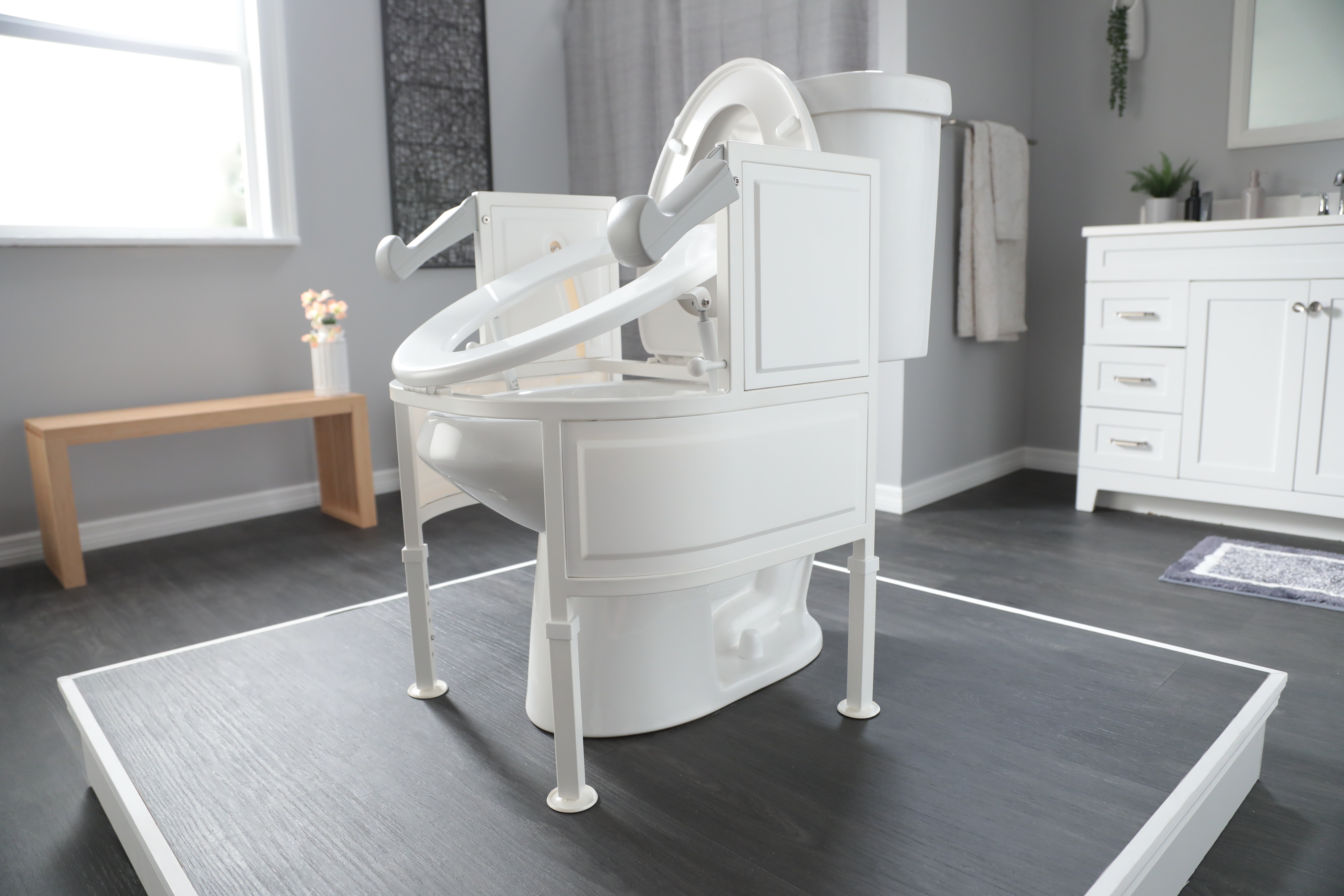 Uplifter Bathroom Chair 44