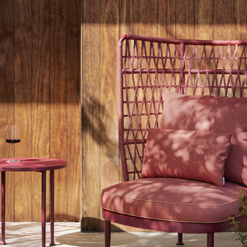 CURIO, Embracing Geometry 536