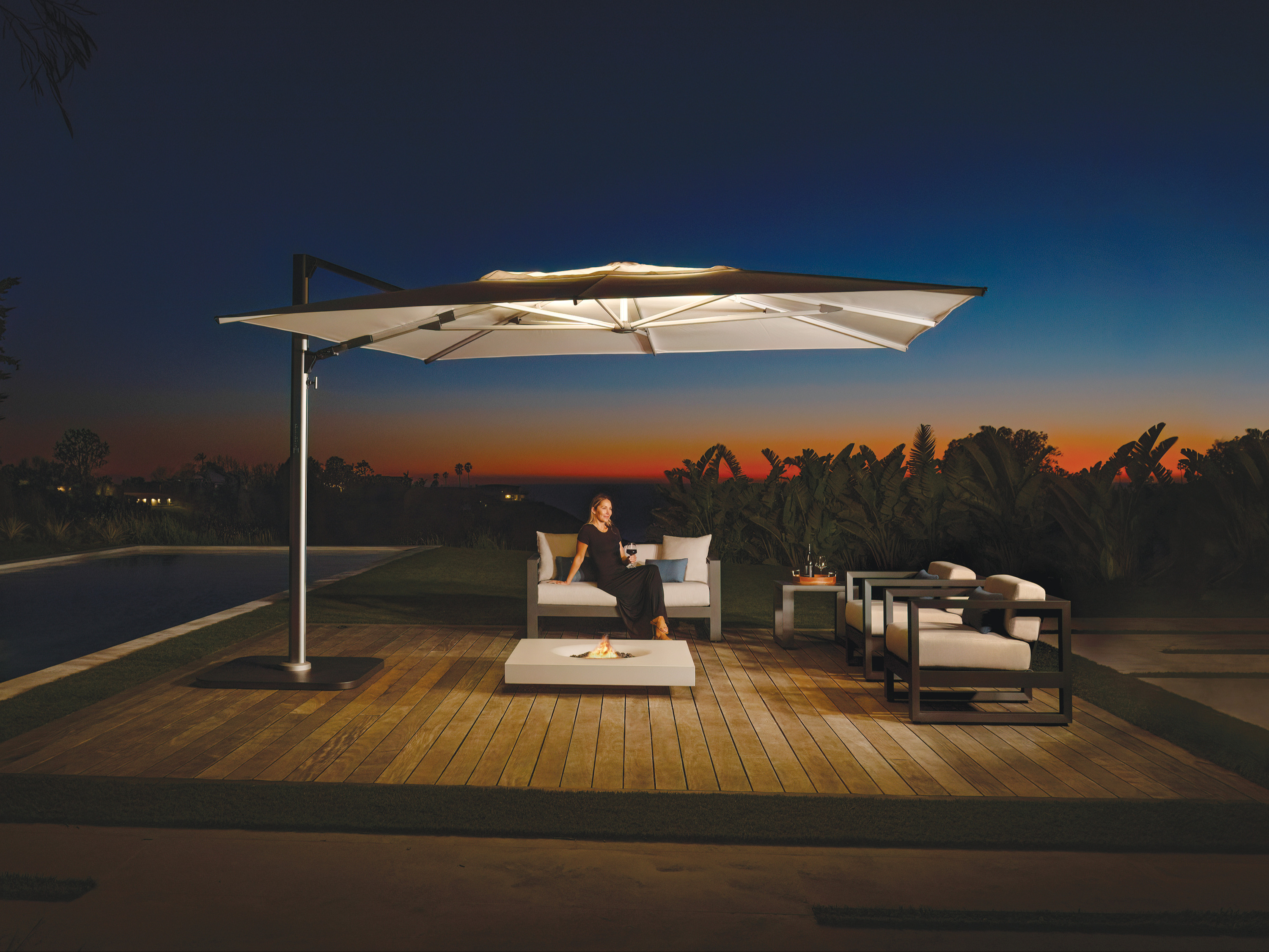 Polaris LX, Side Post Umbrella 27