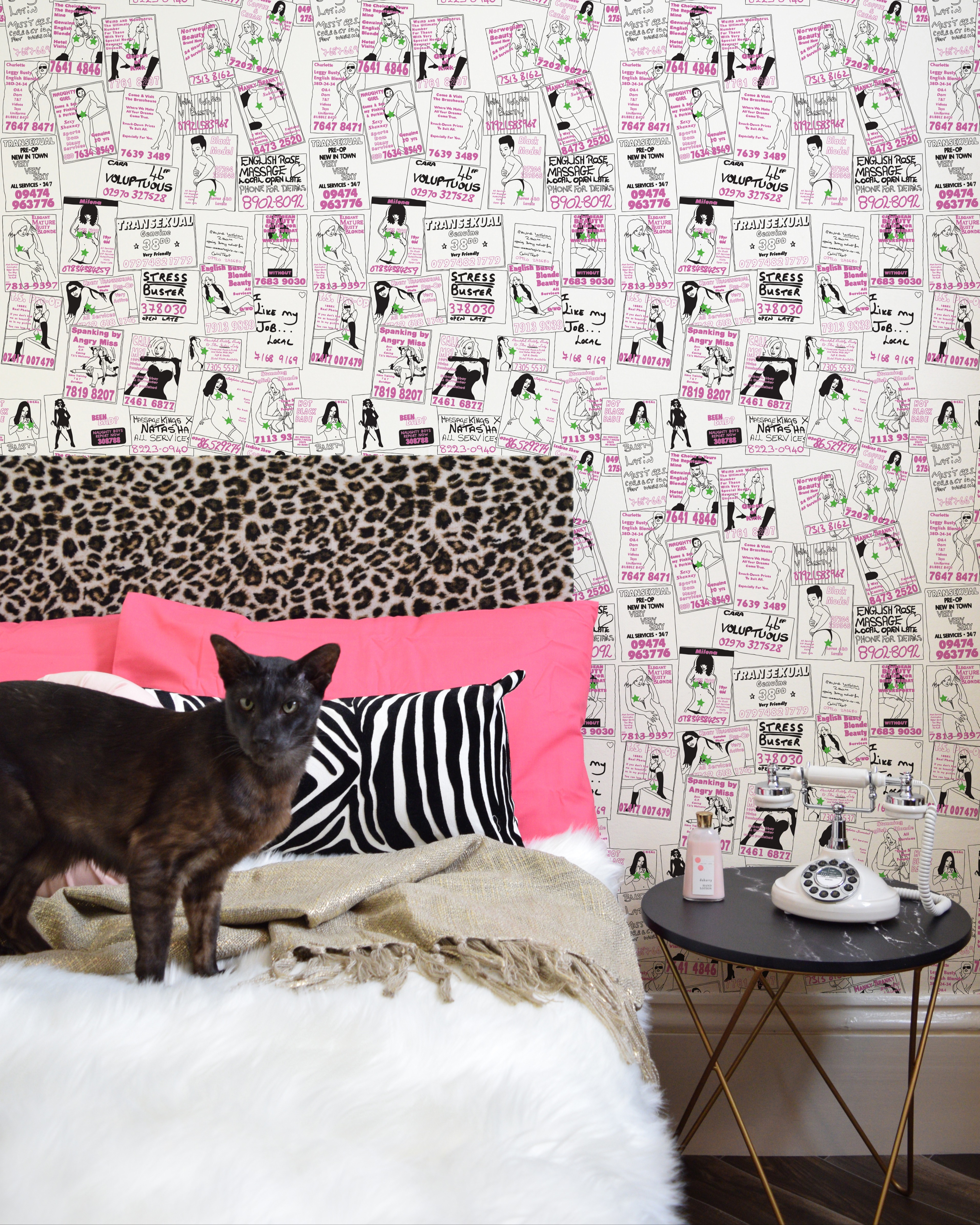 'Strip Poker' Wallpaper to Launch at HD Expo! 57