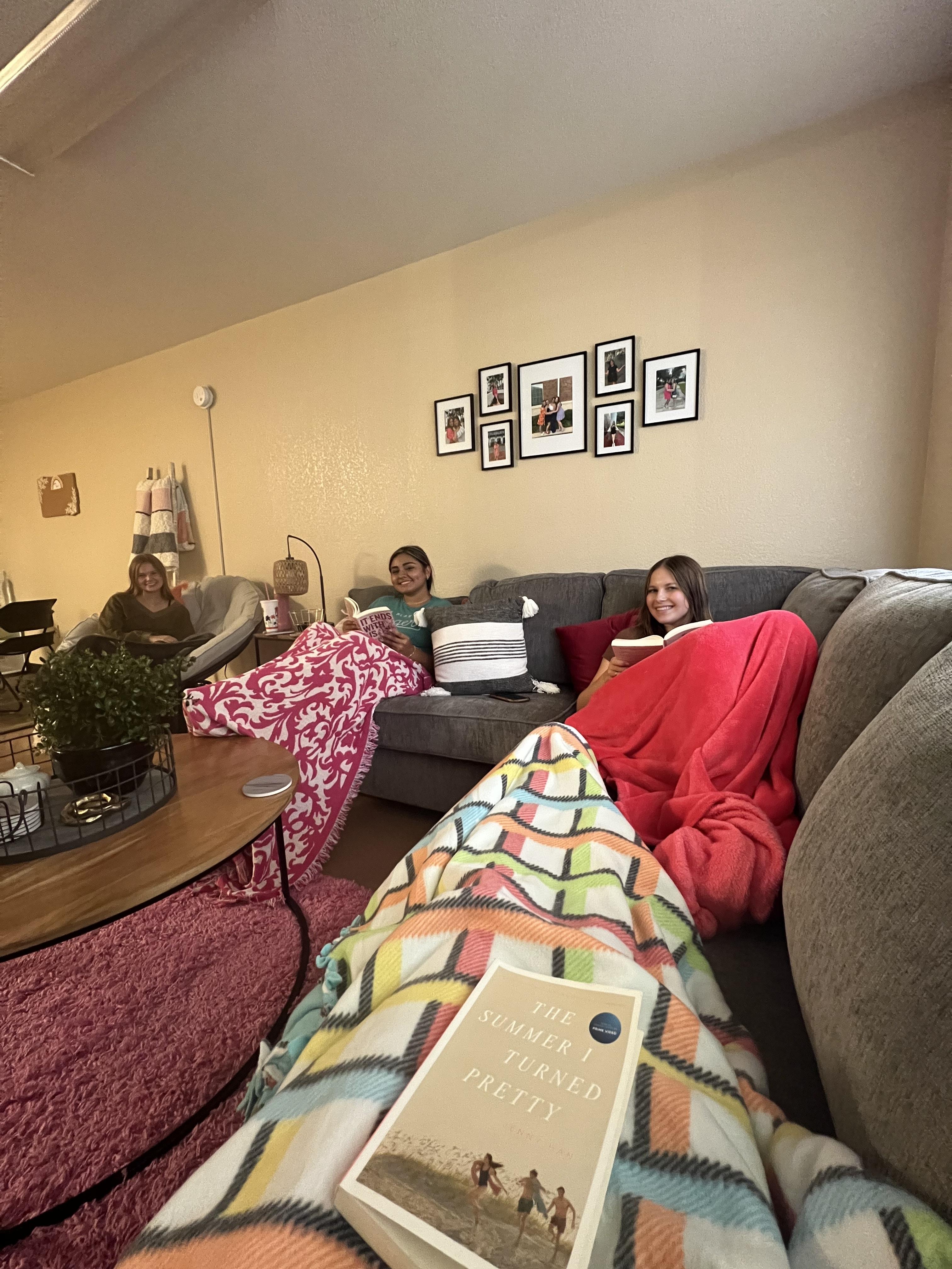 Resting by reading 5285