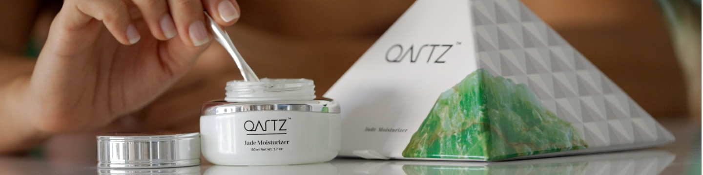 (QARTZ ORGANICS) Crystal-based skincare 122