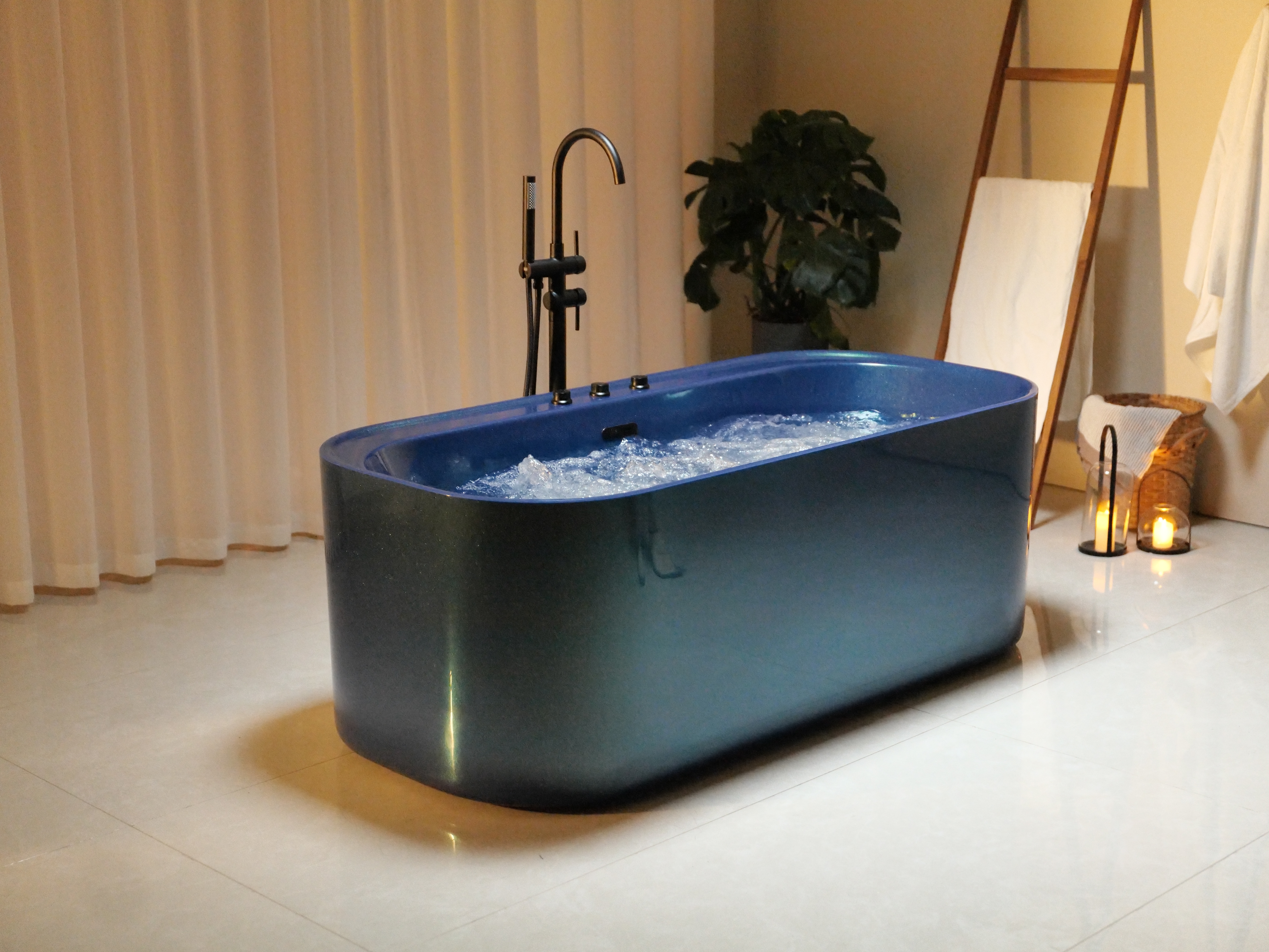 67-Inch Iridescent Blue Diamond Freestanding Whirlpool Bathtub 300