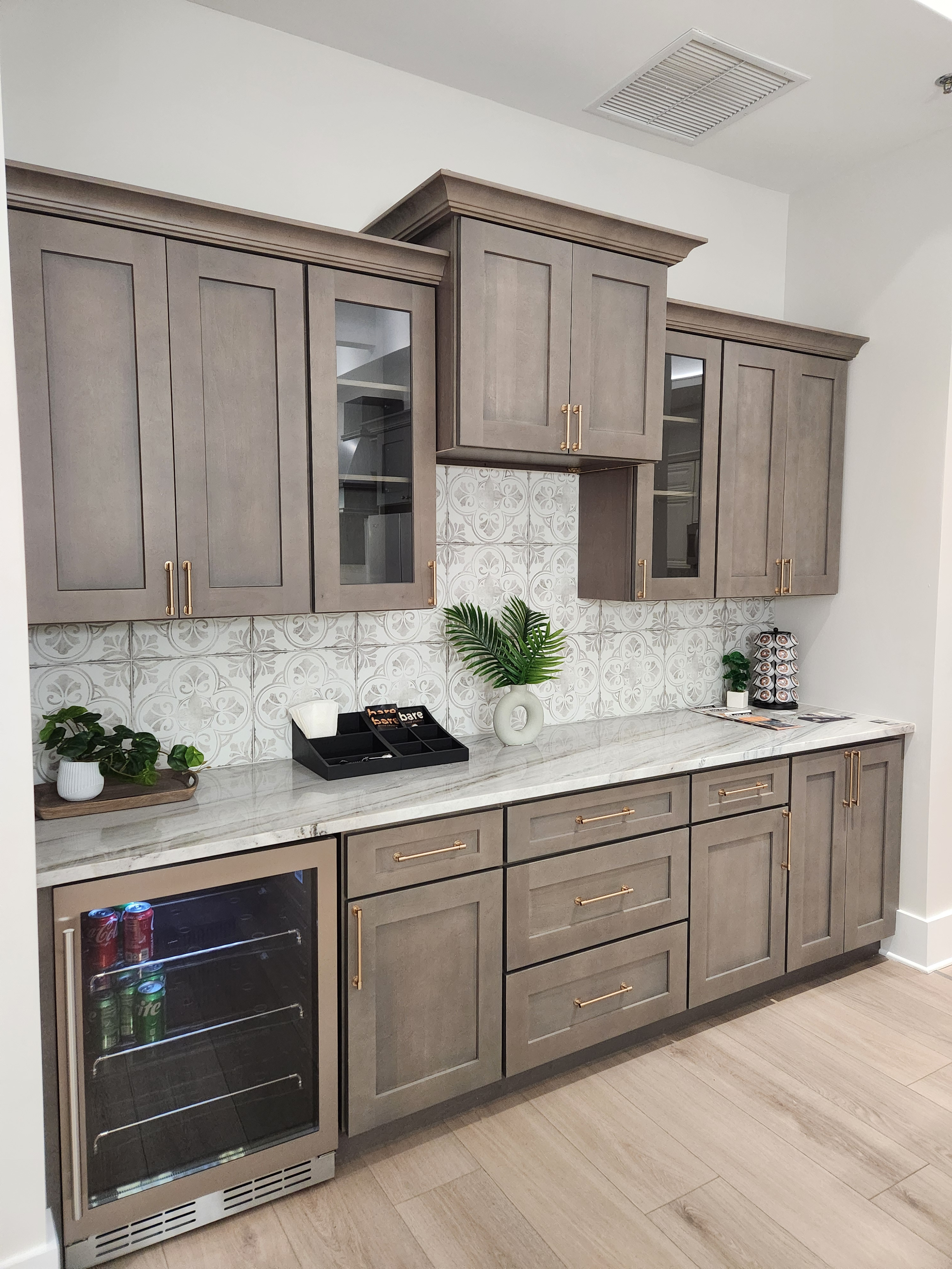 Meet Driftwood: The New Cabinet Style Making Waves 35