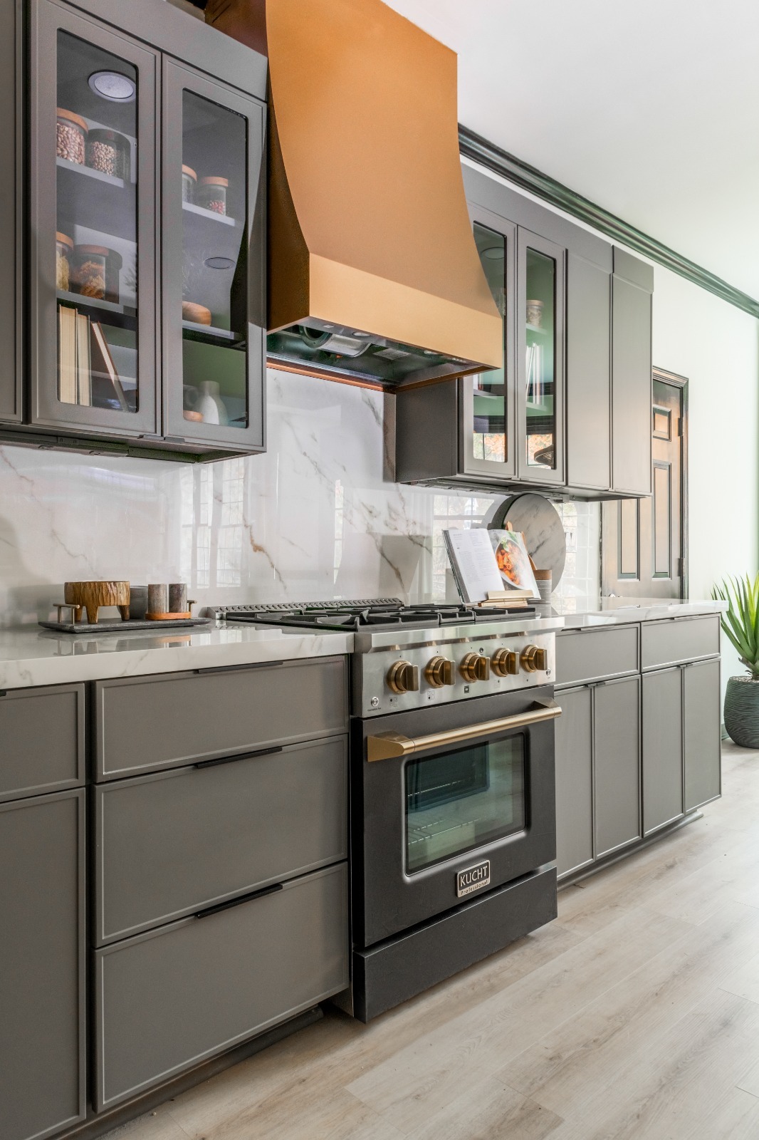 Family-Owned KUCHT Showcases Professional Kitchen Suite at KBIS 2026 97