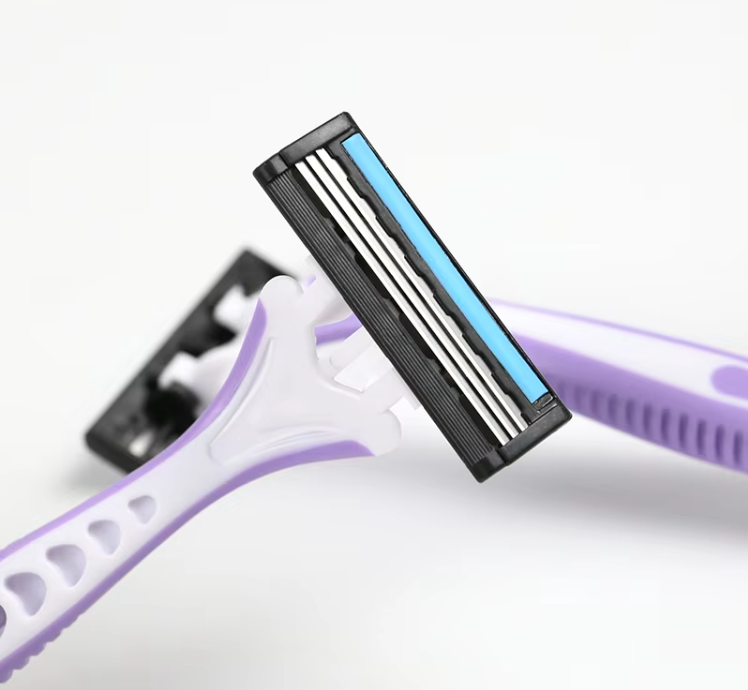 Portable Razor Beauty Disposable Shaver Hot Sale Triple Disposable Blade Razor 1602