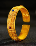 Gold Filigree 384