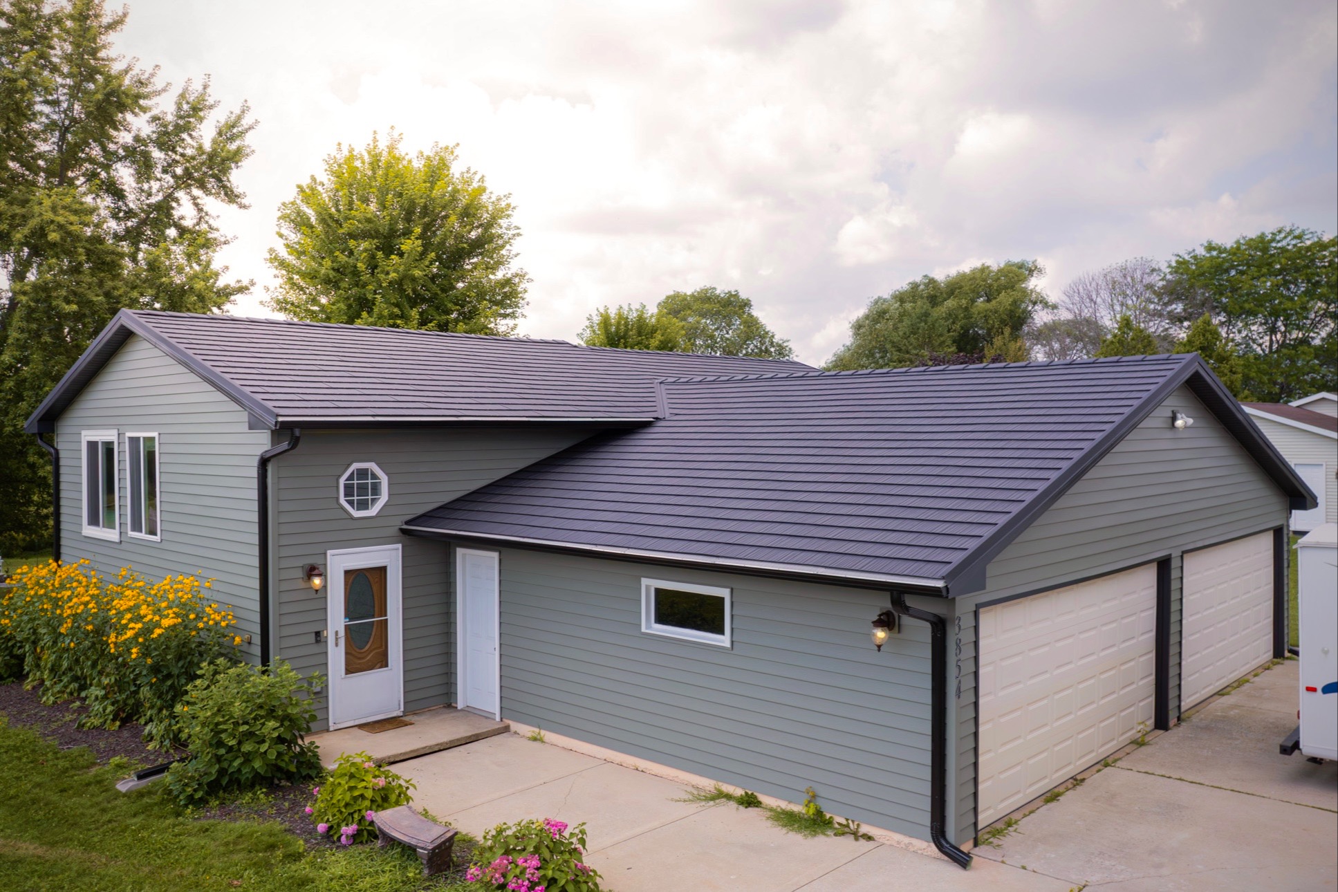 Āperior Metal Shingles Signals Strong Market Momentum Ahead of Metalcon 396