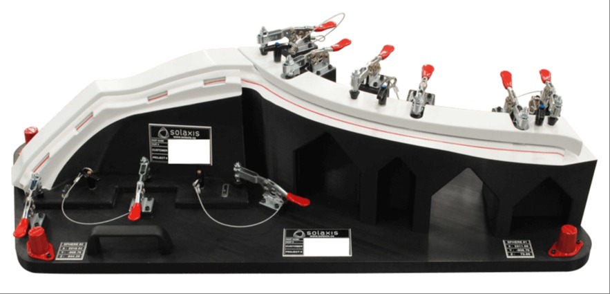 Outillages sur mesure | Custom tooling 144