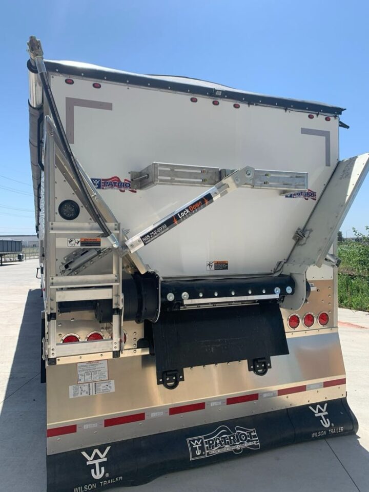 Tarp System for Belt Trailers 649