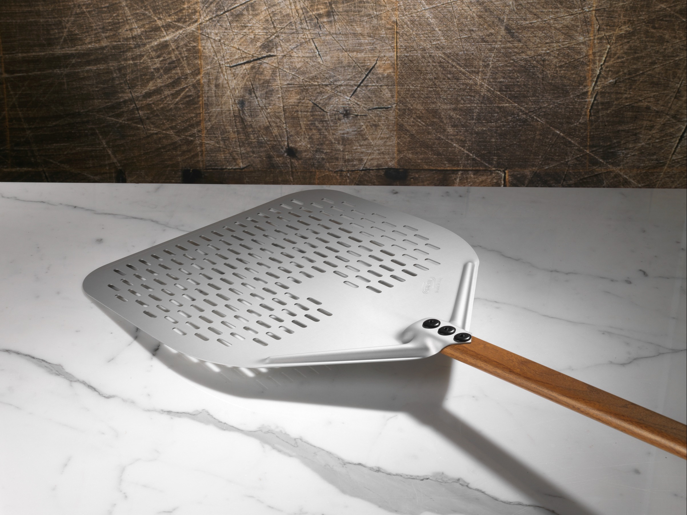 Gi.Metal reinvents a great classic: WoodTech, the new pizza peel 314