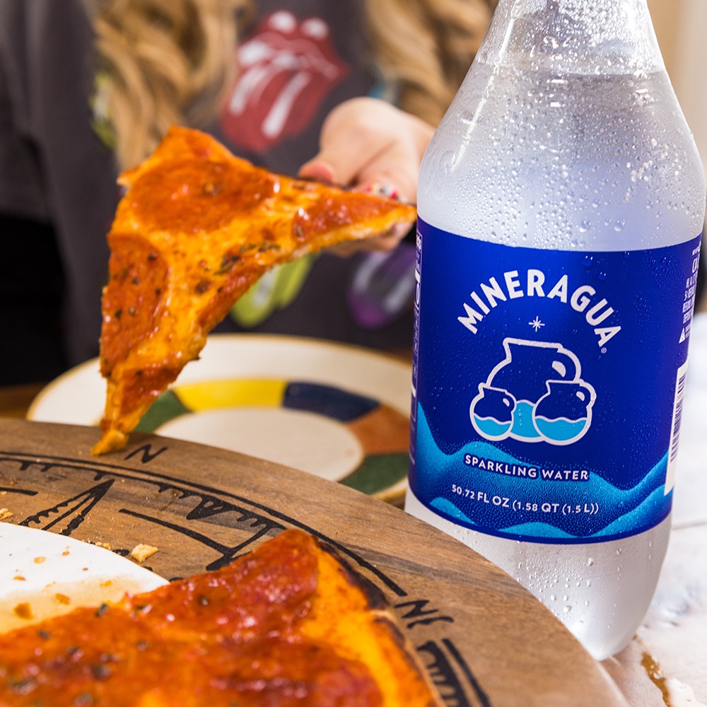 Mineragua (sparkling water) 376