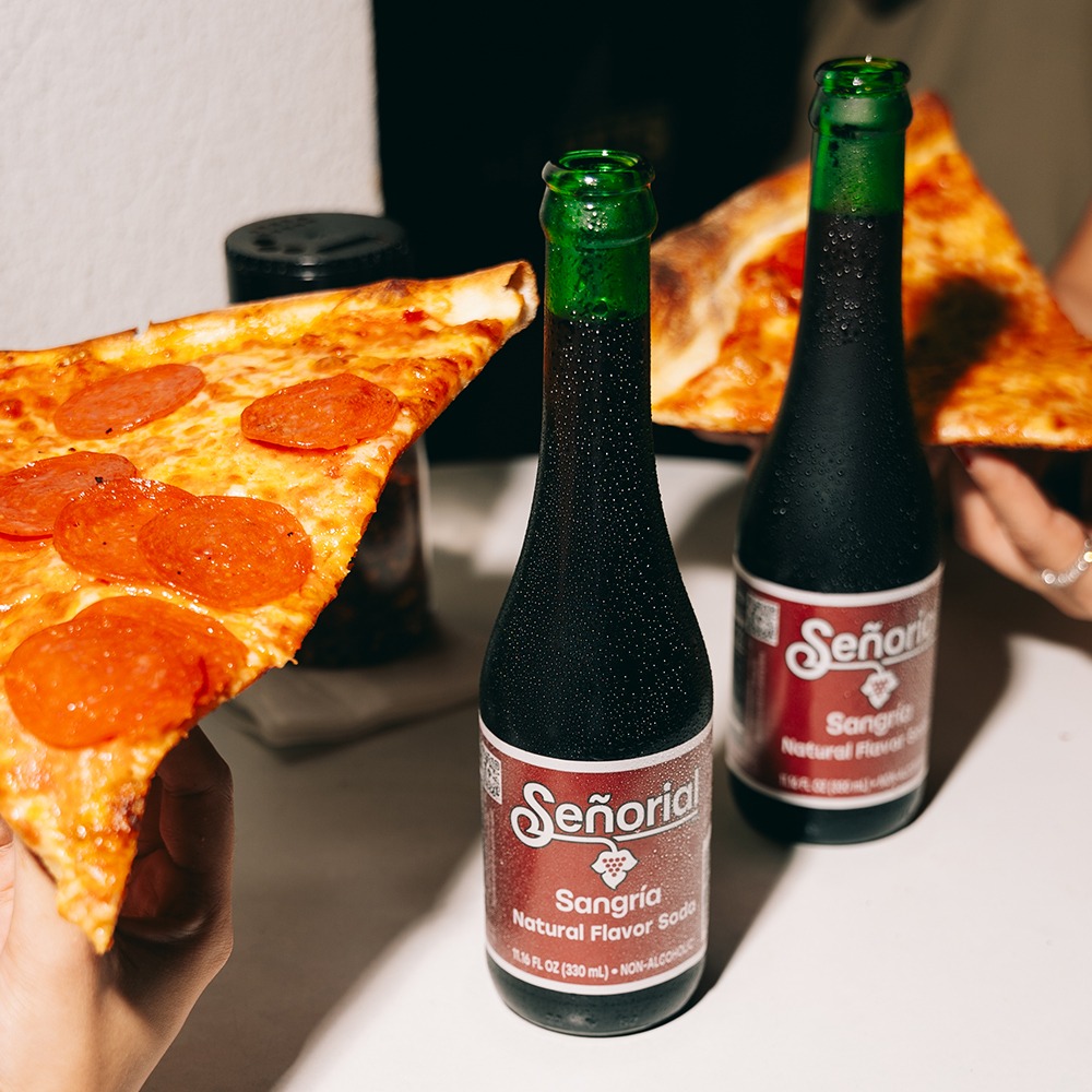 Señorial (non-alcoholic Sangría flavored soda) 377