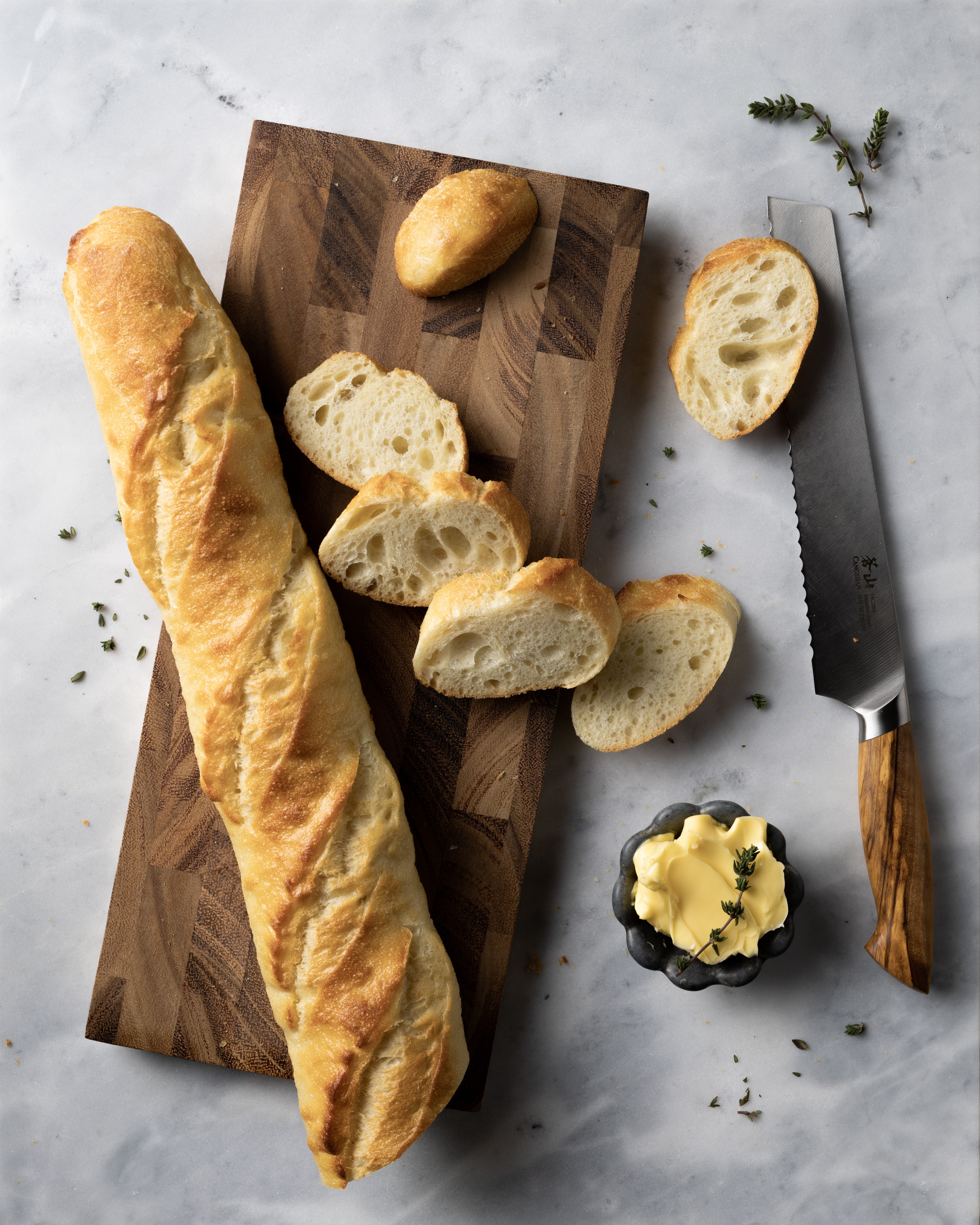 izzio Artisan Bakery Sourdough French Baguette - Foodservice 131