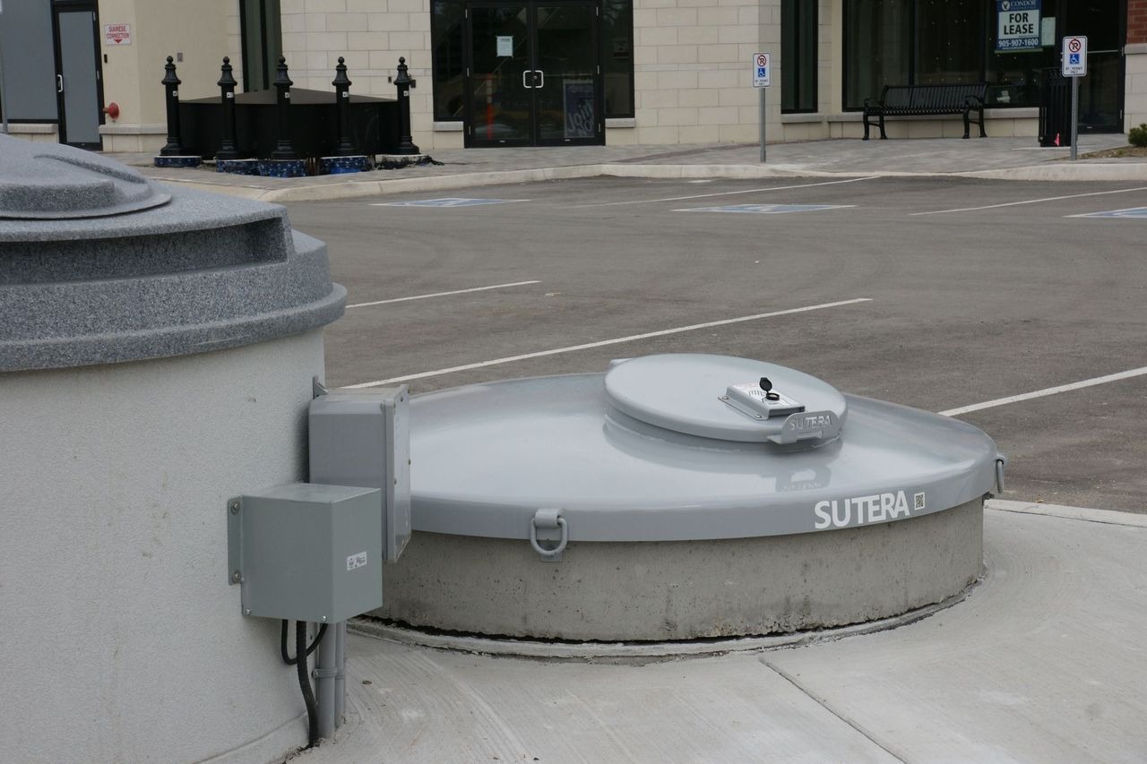 Cooking Oil Containment 77