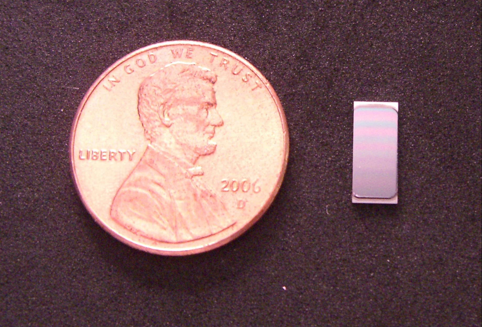 reynard-corp-ir-variable-spectral-bandpass-filter.jpg