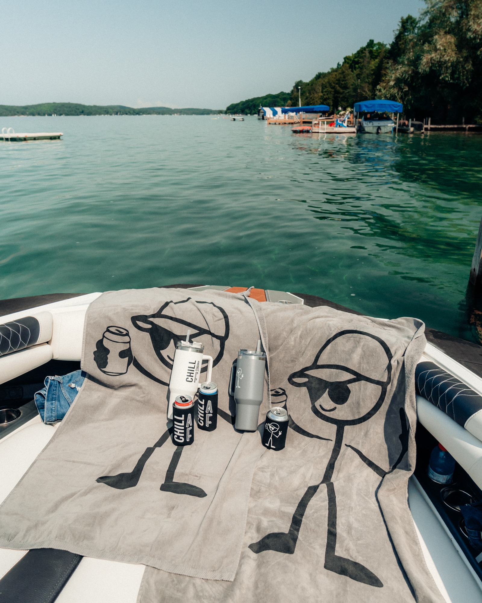 FREE SHIPPING + CUSTOM COLLABS! 286