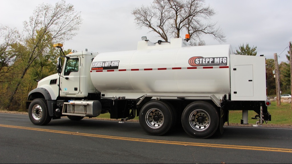 SSF Street Flusher & Anti-Icing Truck 104