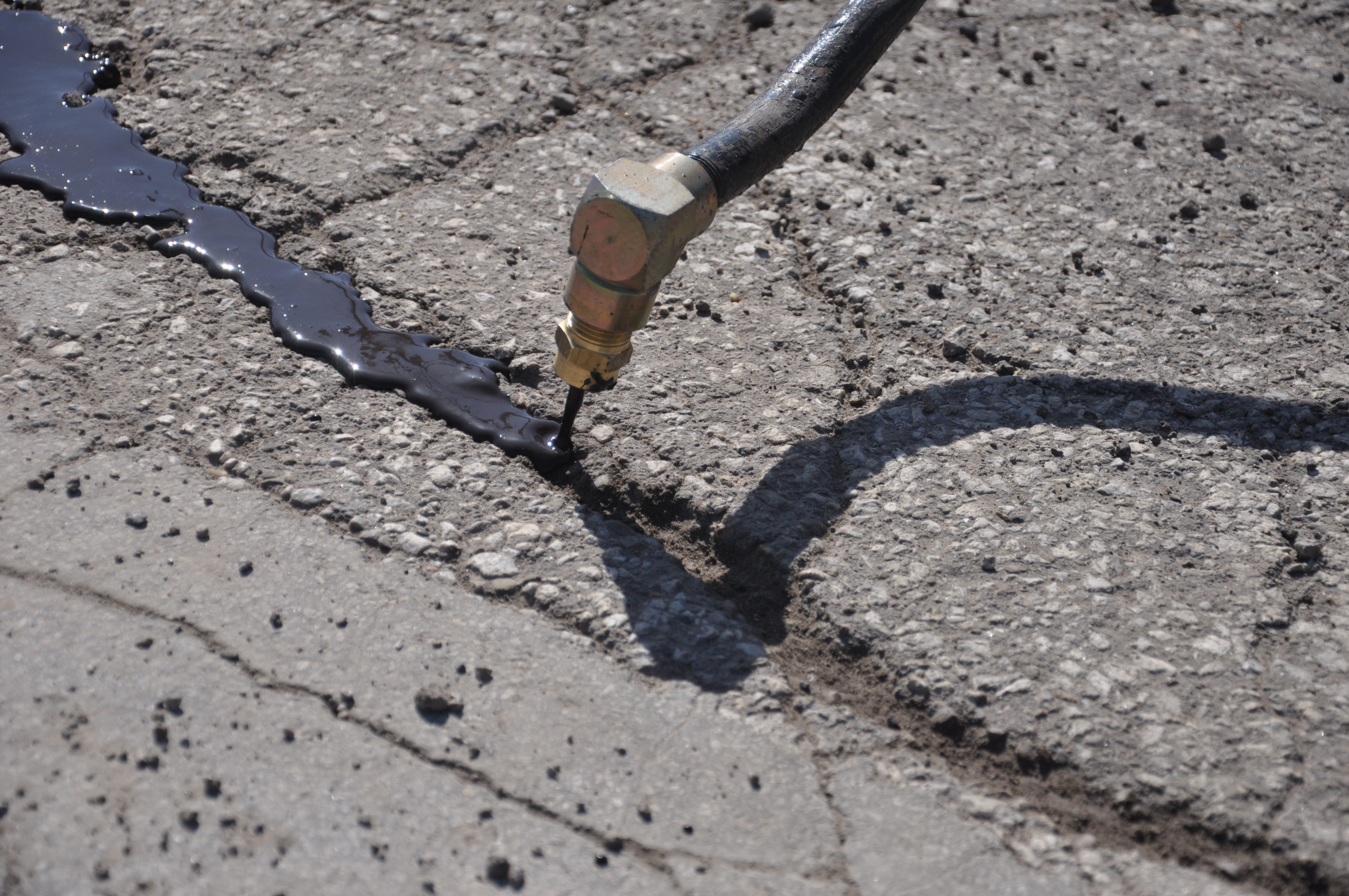 KOLD-FLO® Crack Filler 40