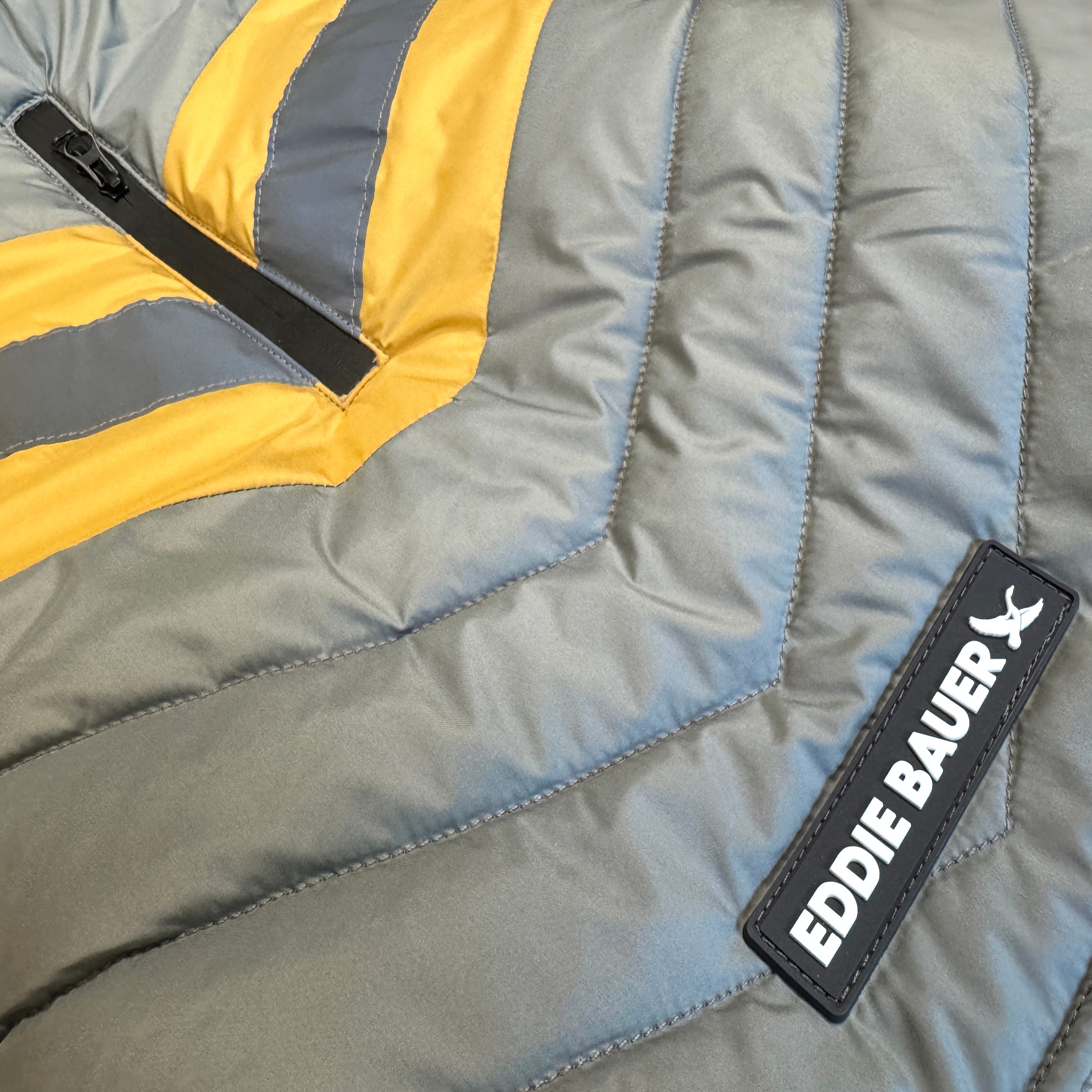 Eddie Bauer Dog Outerwear 777