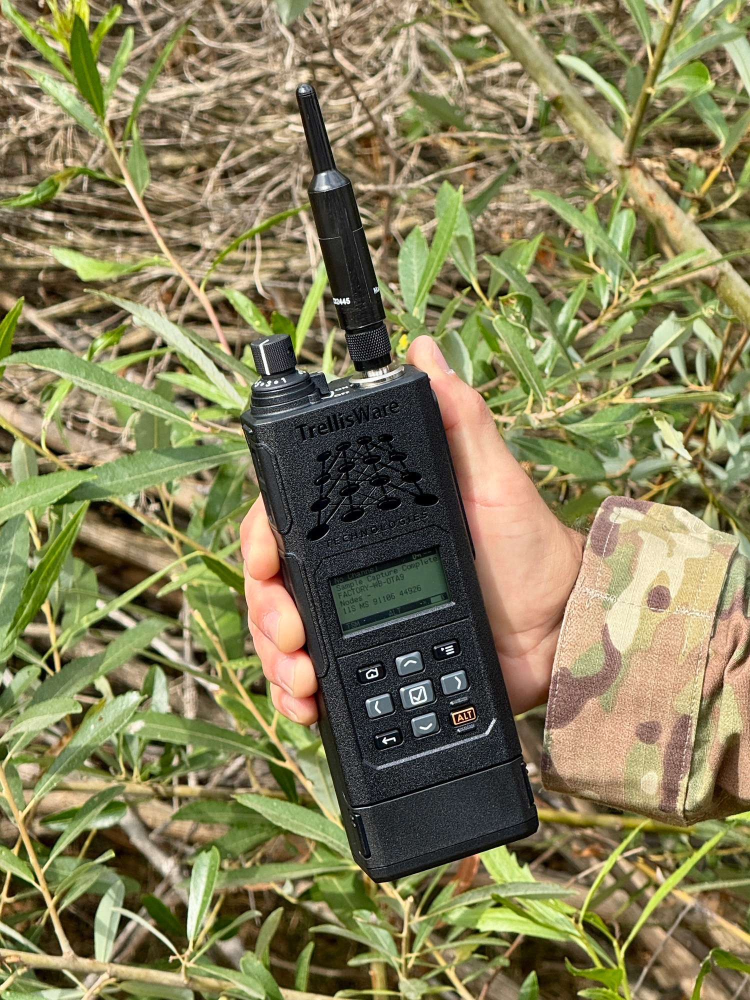 TW Shadow™ 750 Radio 32